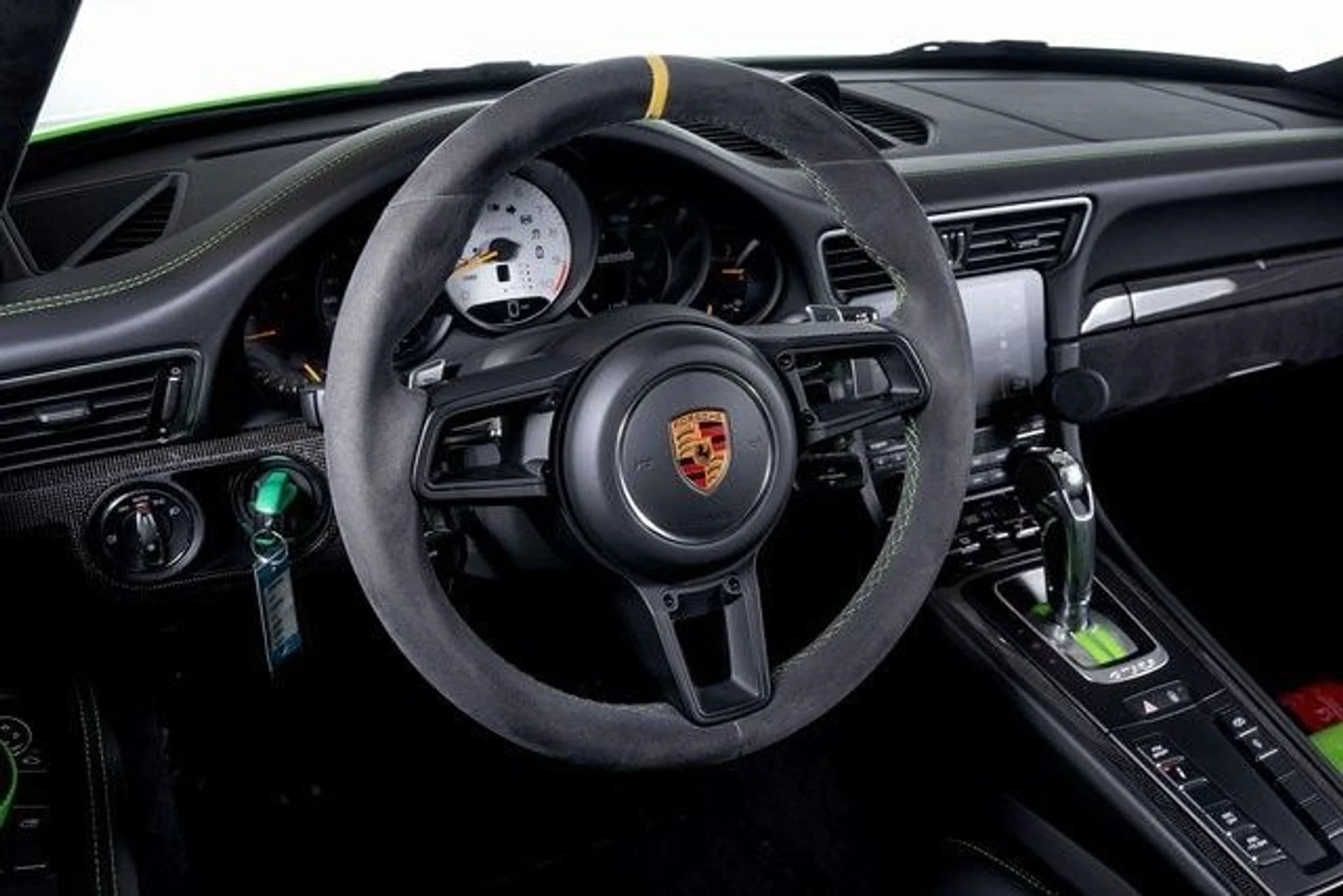 mph031_1568399037_1fb04bbaaf0c7ec257ae0dfd0c75bbf7x_ee68620688