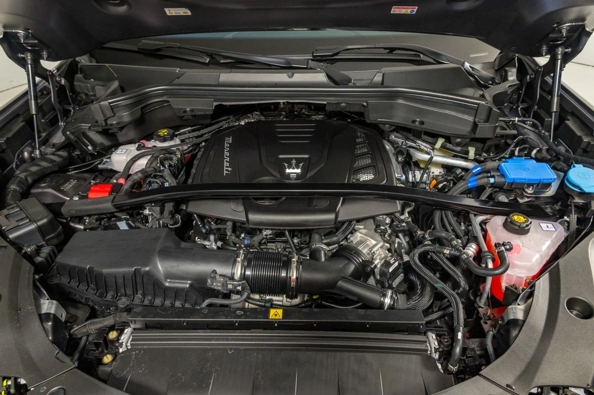 mph031_1573886406_7c273d4c2ed34a52a2a177bb66ca1fd3_b98ffd8bcb