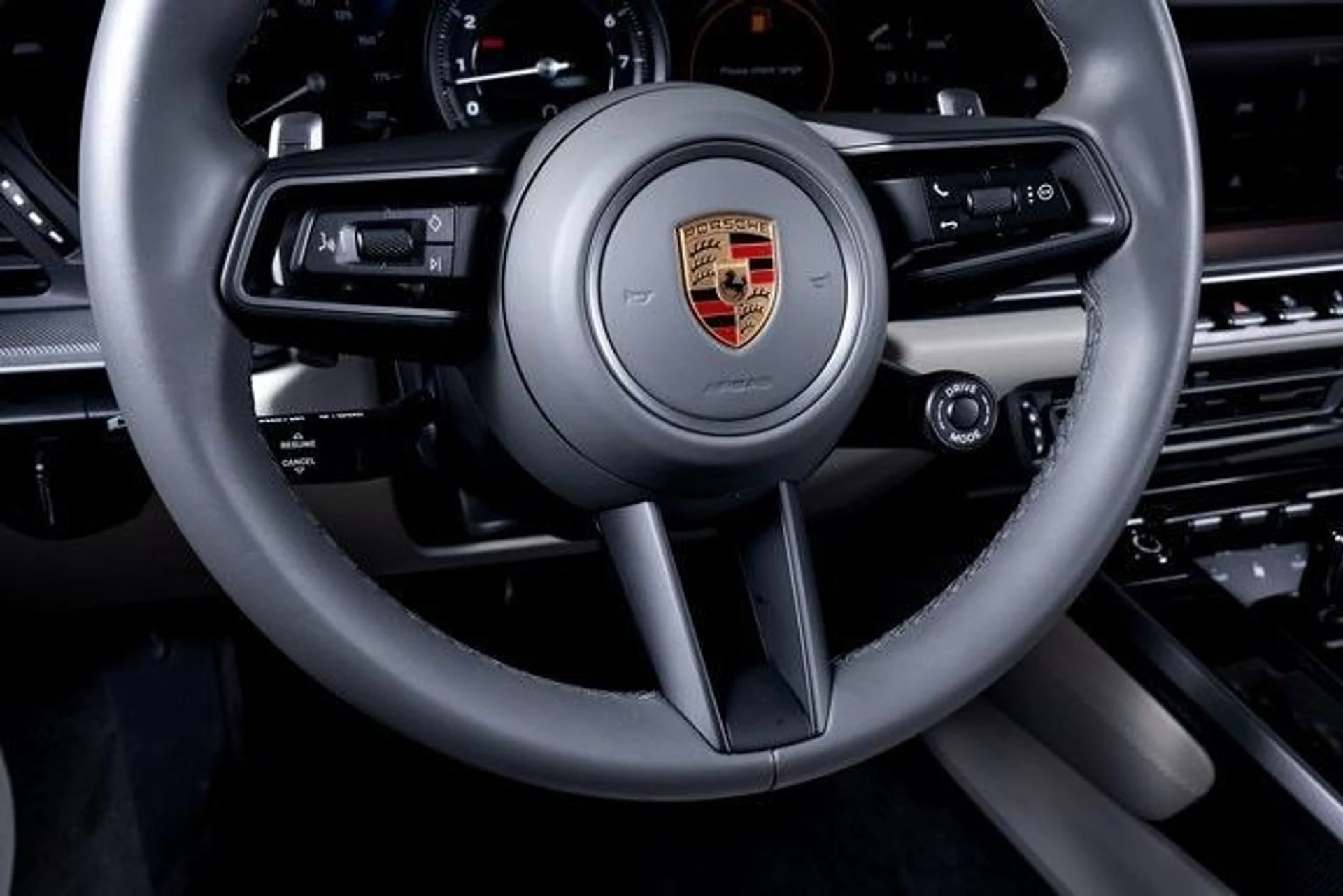 mph031_1578144715_5c9256ef101d52f64d1304ef53689176x_04491e3638