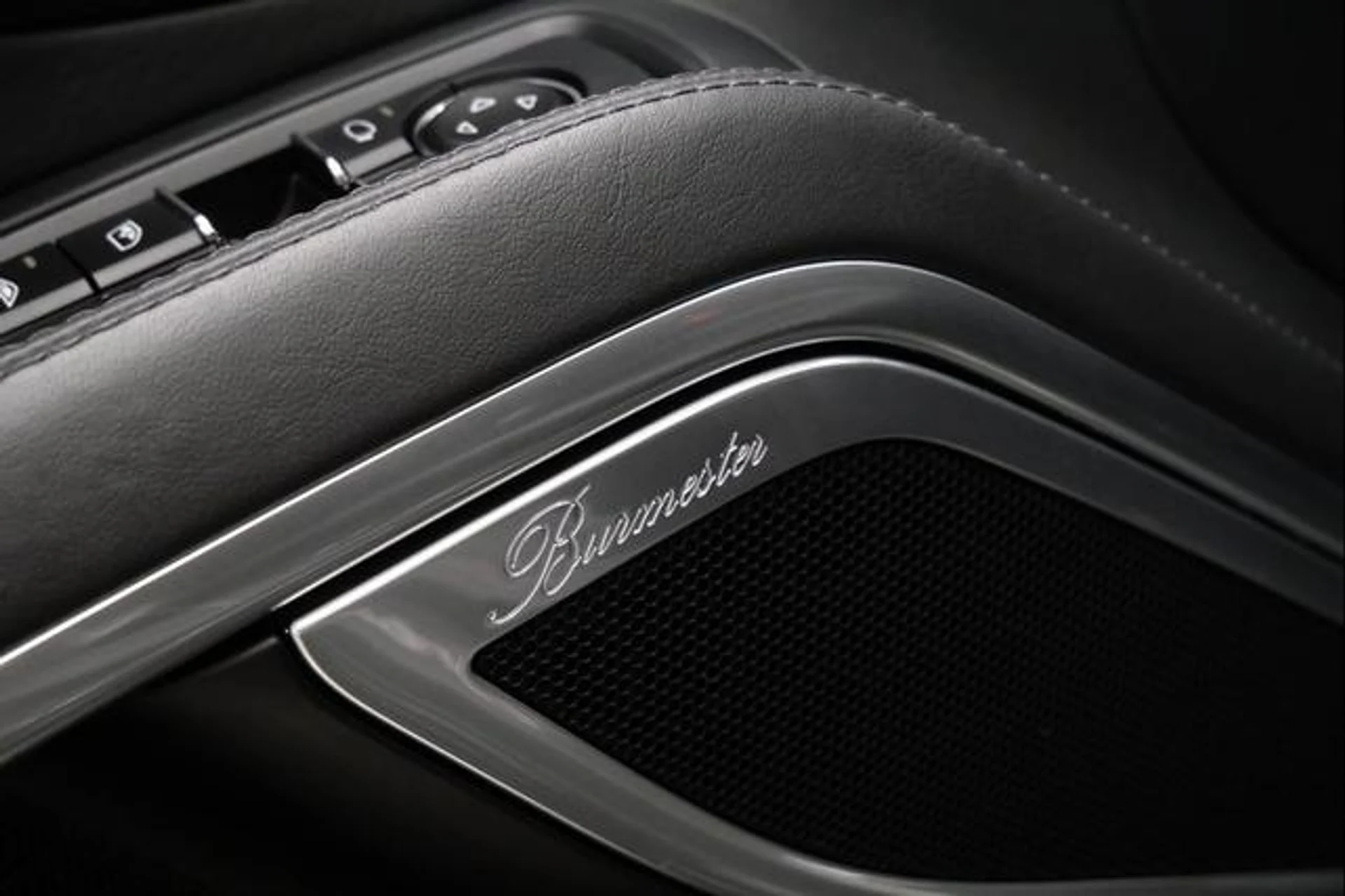 mph031_1578829009_ne_Cn_Yfo4v_QU_032_Lbqg_V_Xxey8ibo_b97781f585