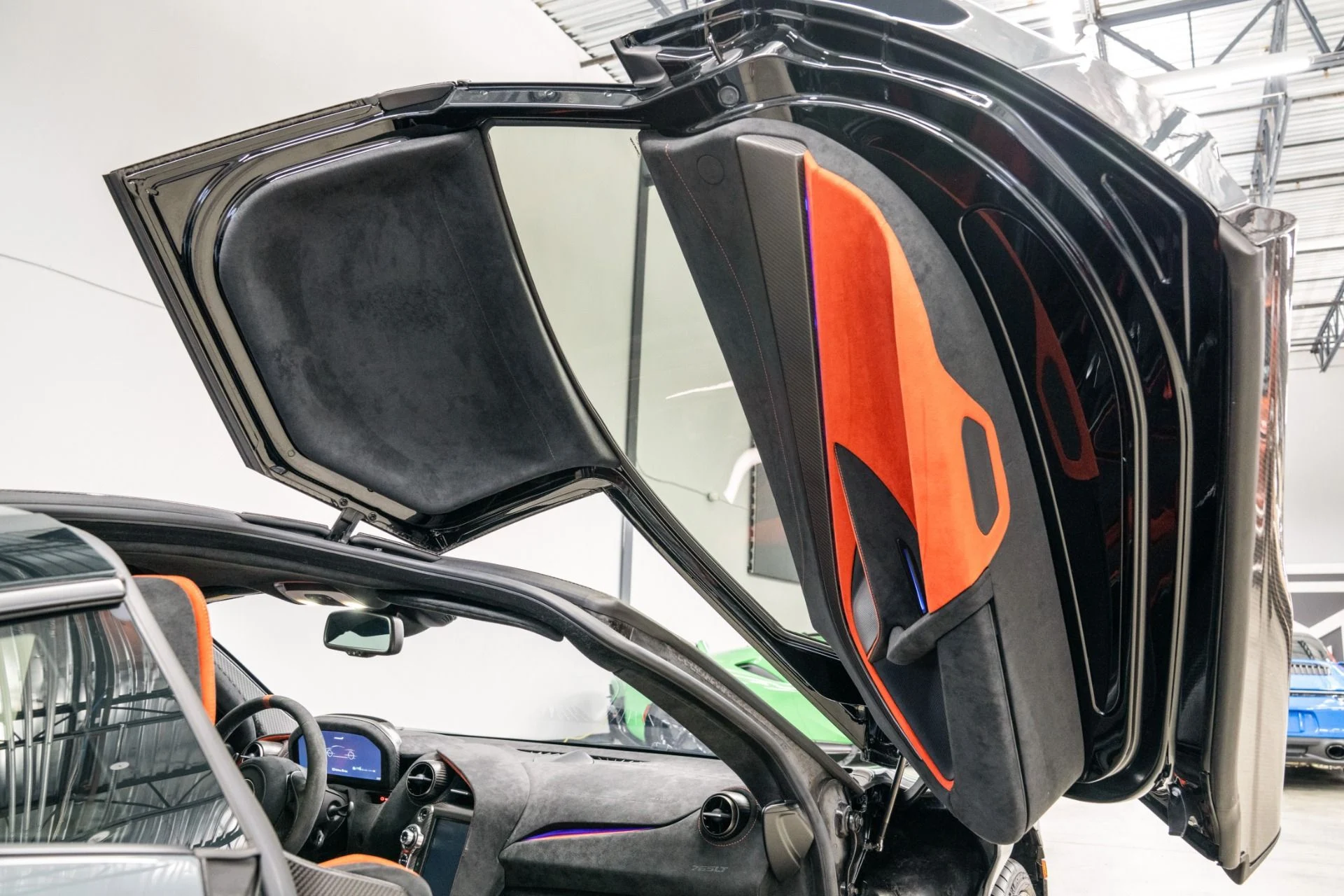 mph031_1579291901_Used_2021_Mc_Laren_765_LT_755_Horsepower_LOTS_of_carbon_Full_PPF_Warranty_Through_122026_1755614550_a9c8536b56