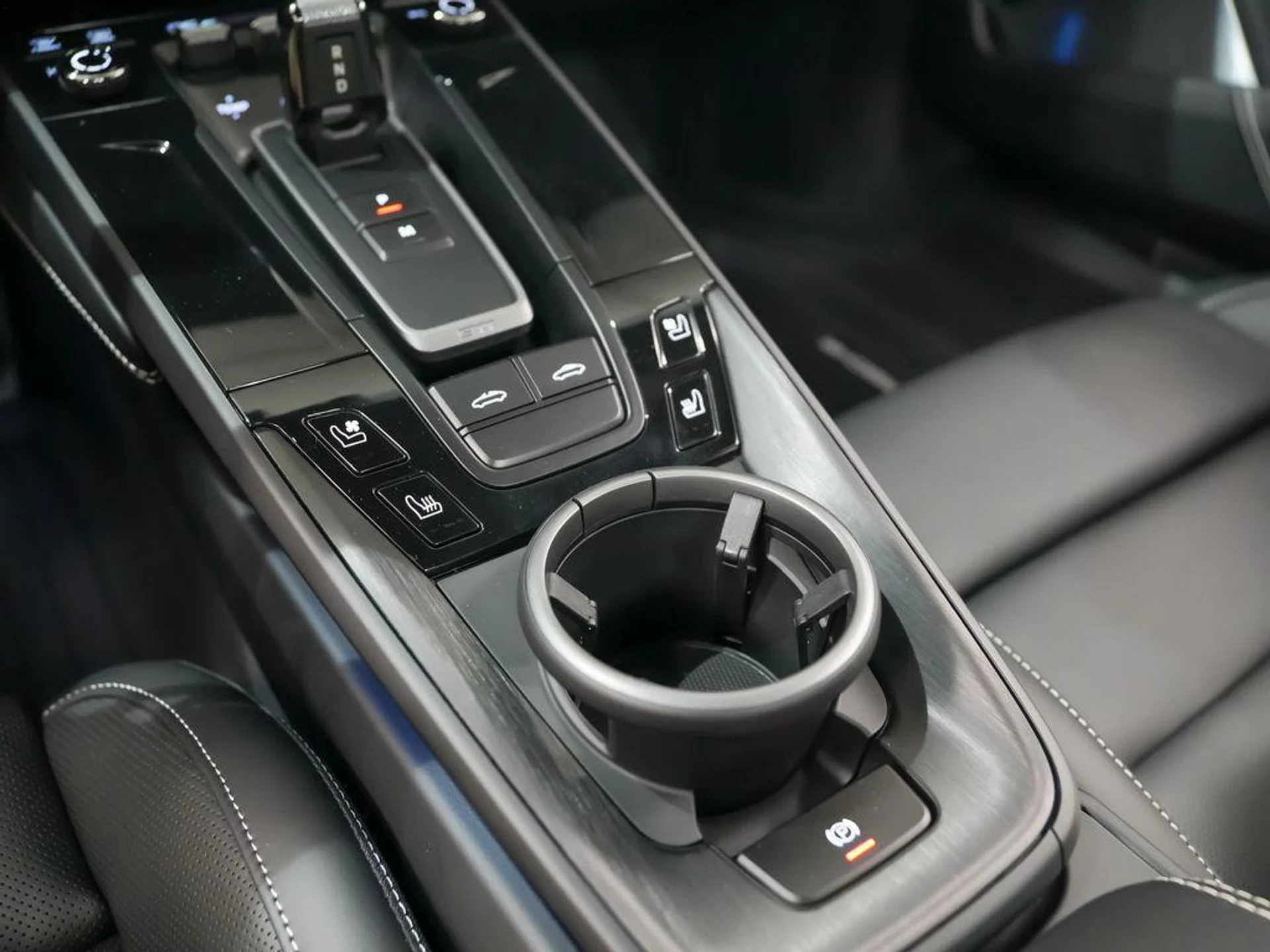 mph031_1581818721_C1x_Kf6w_AJ_2_MUZX_Ddn_M_Fj_DV_02i_IU_7fd5bdce91