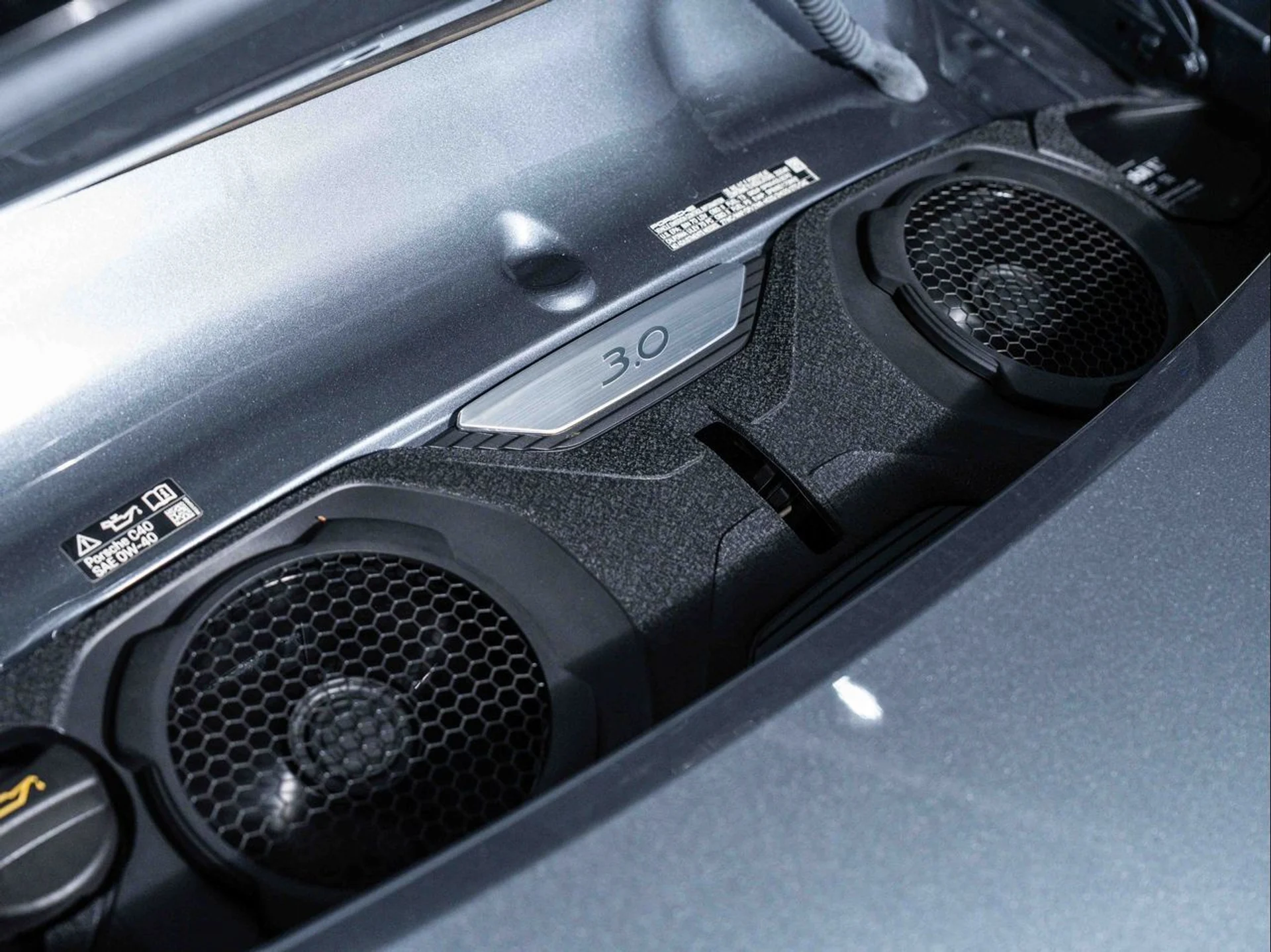 mph031_1582695410_c054b0bf7dbcbb2b69104777e78388c6_852964a5a5