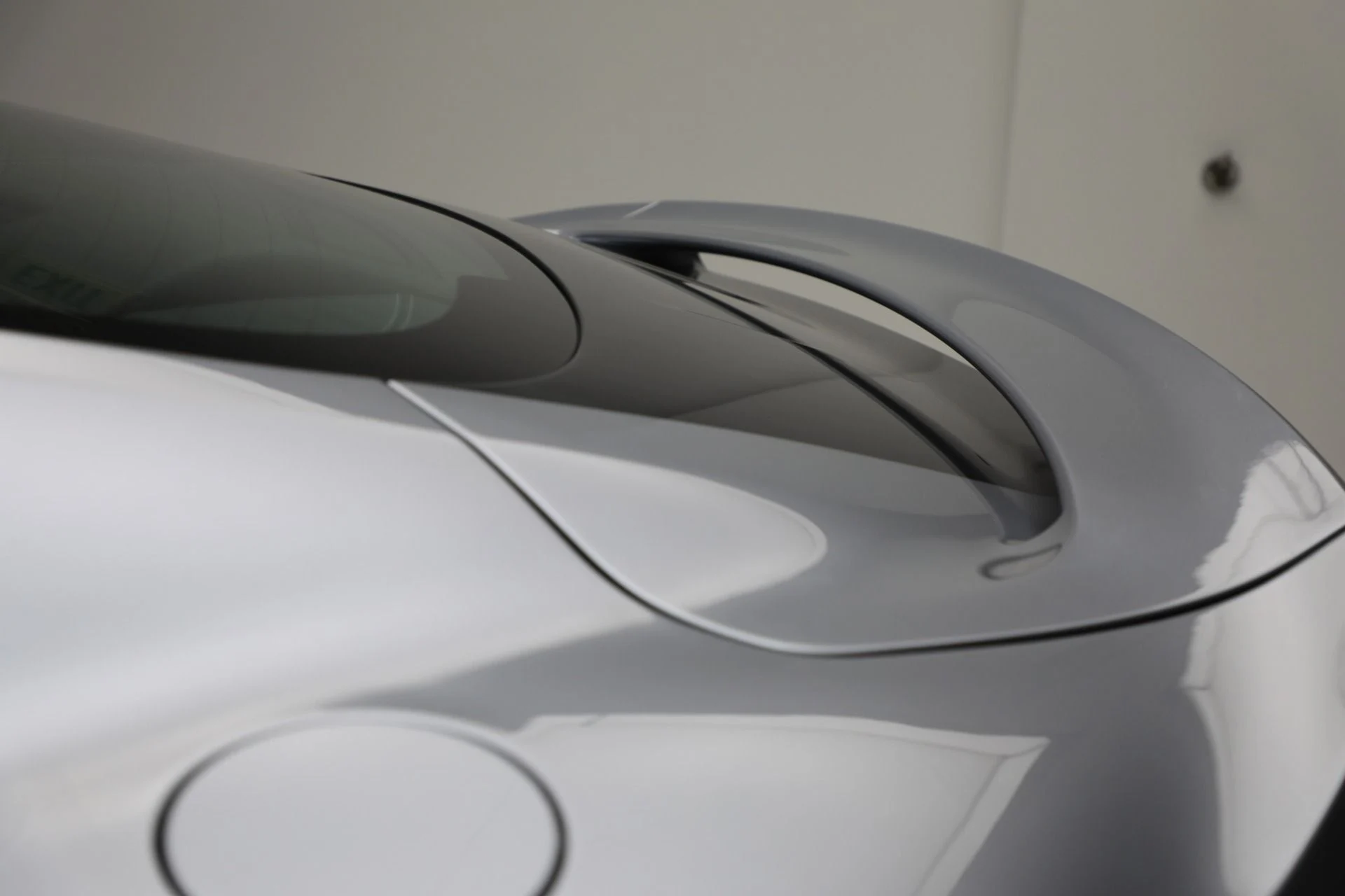 mph031_1583716933_Used_2014_Aston_Martin_Vanquish_94968a011c