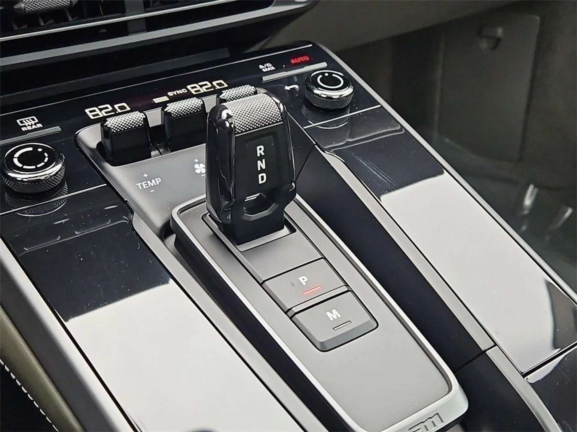 mph031_1593700309_b_Gl8j_Xf_Wvg_Vos_NF_7g_Jnyy_Ts_ZWGE_3f5a8996f4