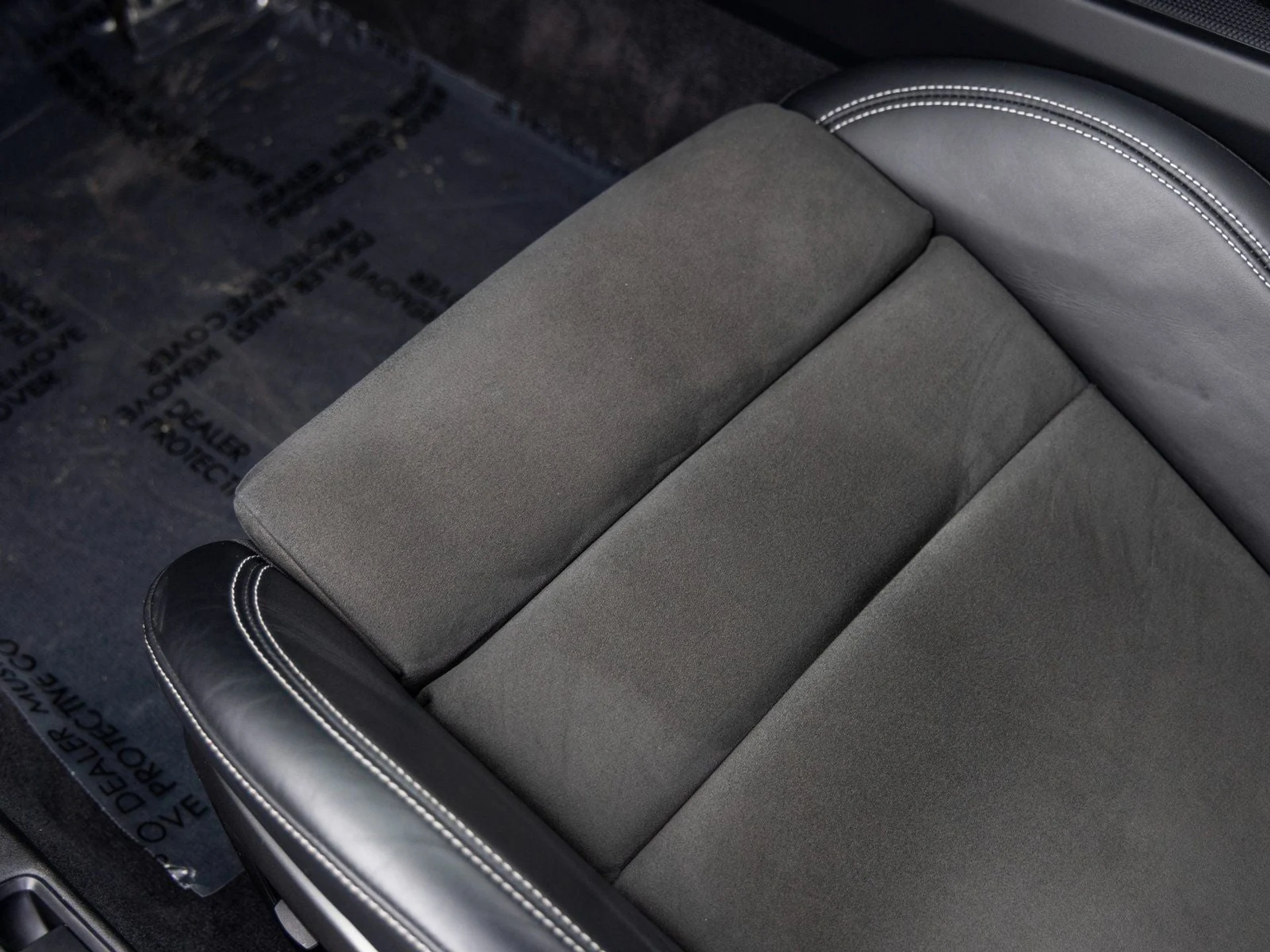 mph031_161644928_32_c01978eefd