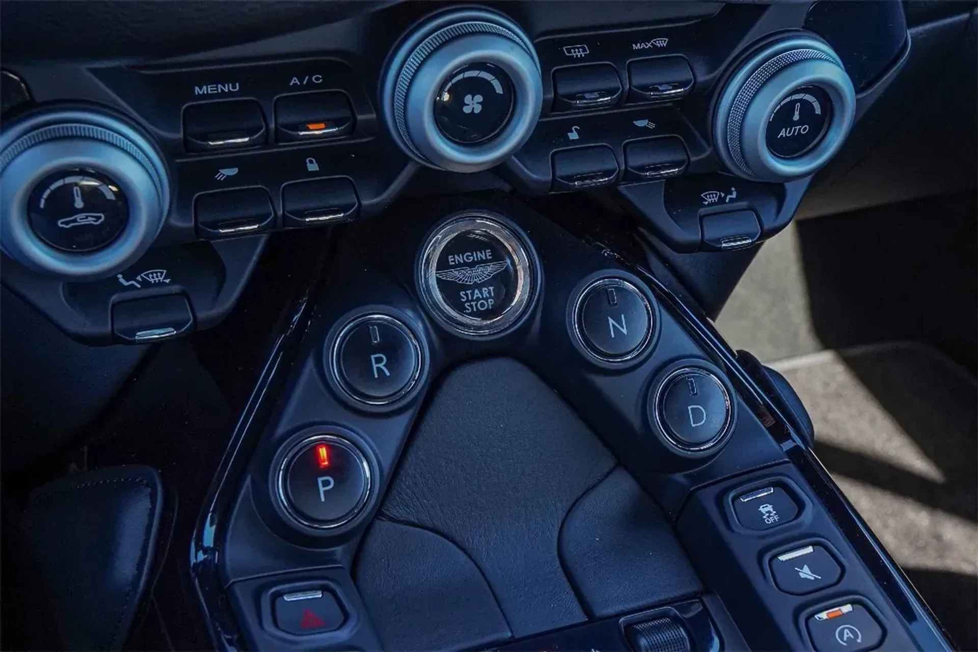 mph031_162451973_29f1ac7138a640249333b9c7e0f2b6a8_91f1b4e7e3