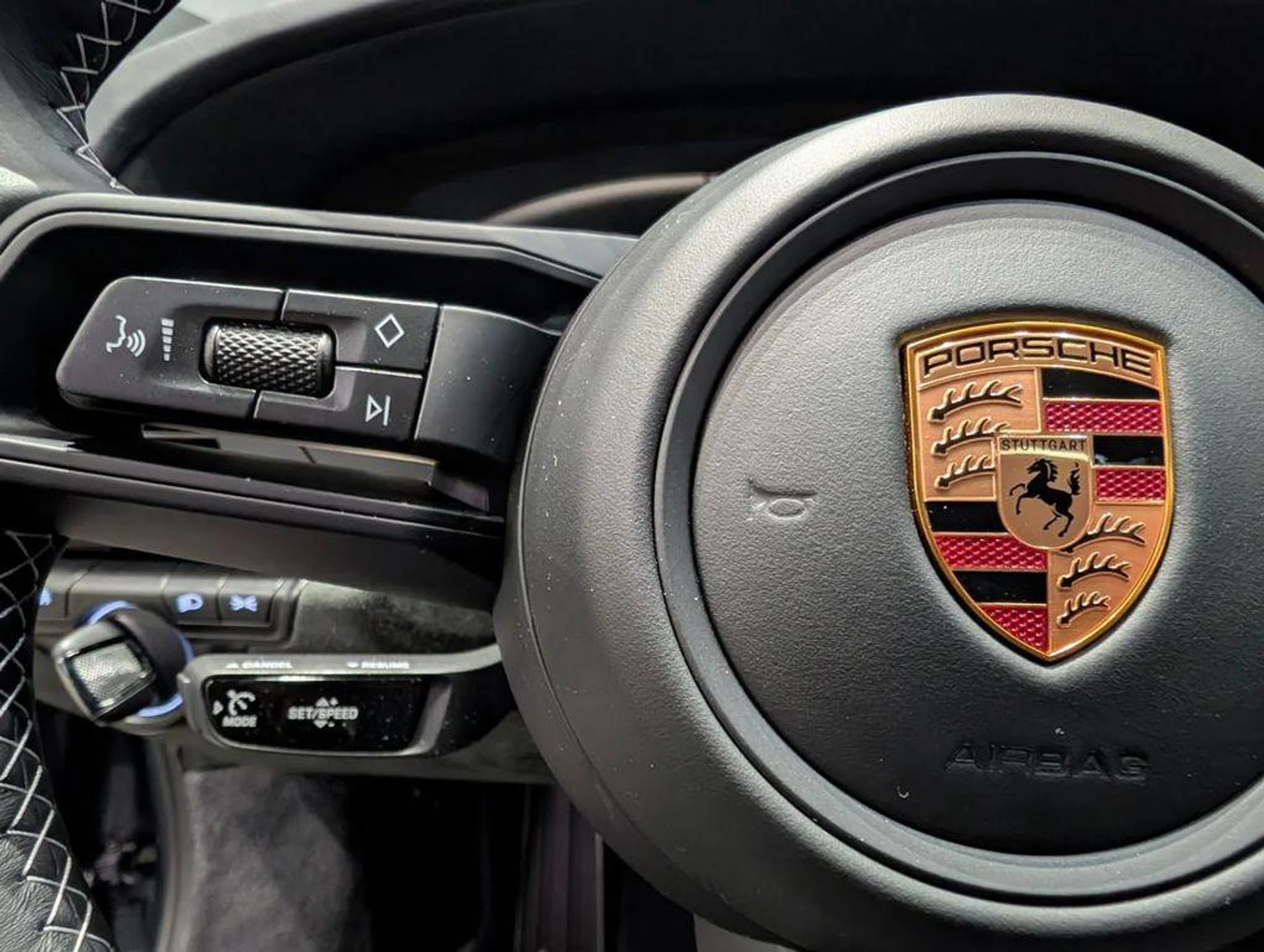 mph031_1627112934_9_Be7ug_Aq_Xem_Bc_pyrownnx_F2_RJE_76bc69ed6e