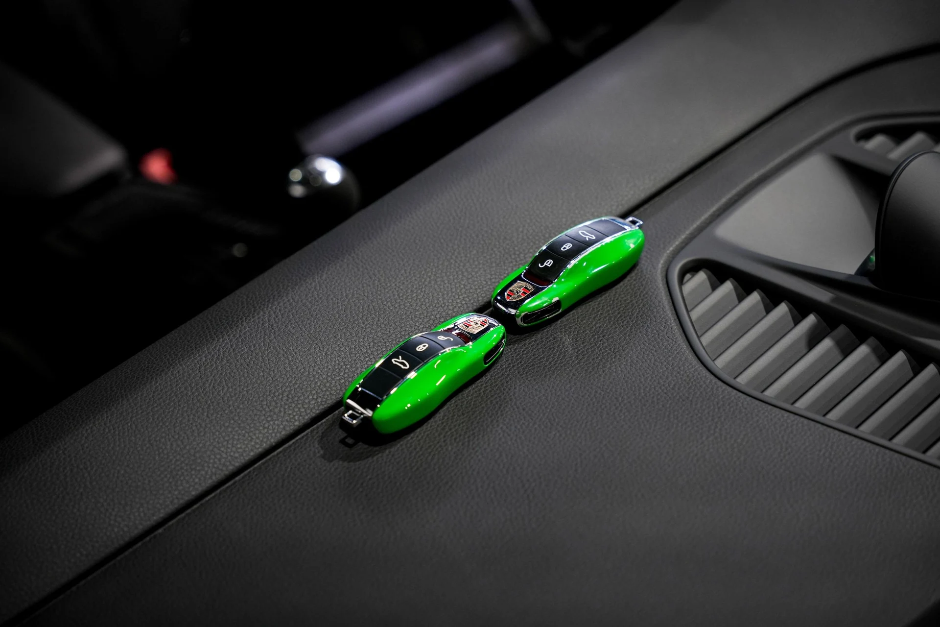 mph031_1633989108_e2995047d82783758182066519f04d26x_80d53f71ea