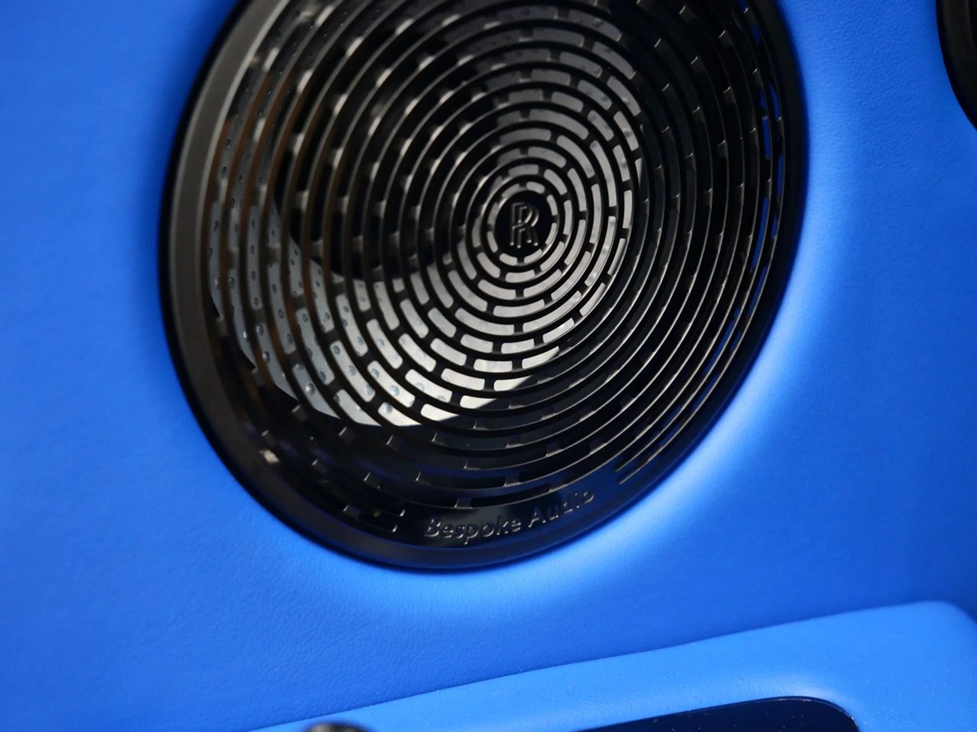 mph031_164160174_29c97bd59cdf66ed074ba5f1d00aac75x_d8782a3ddf