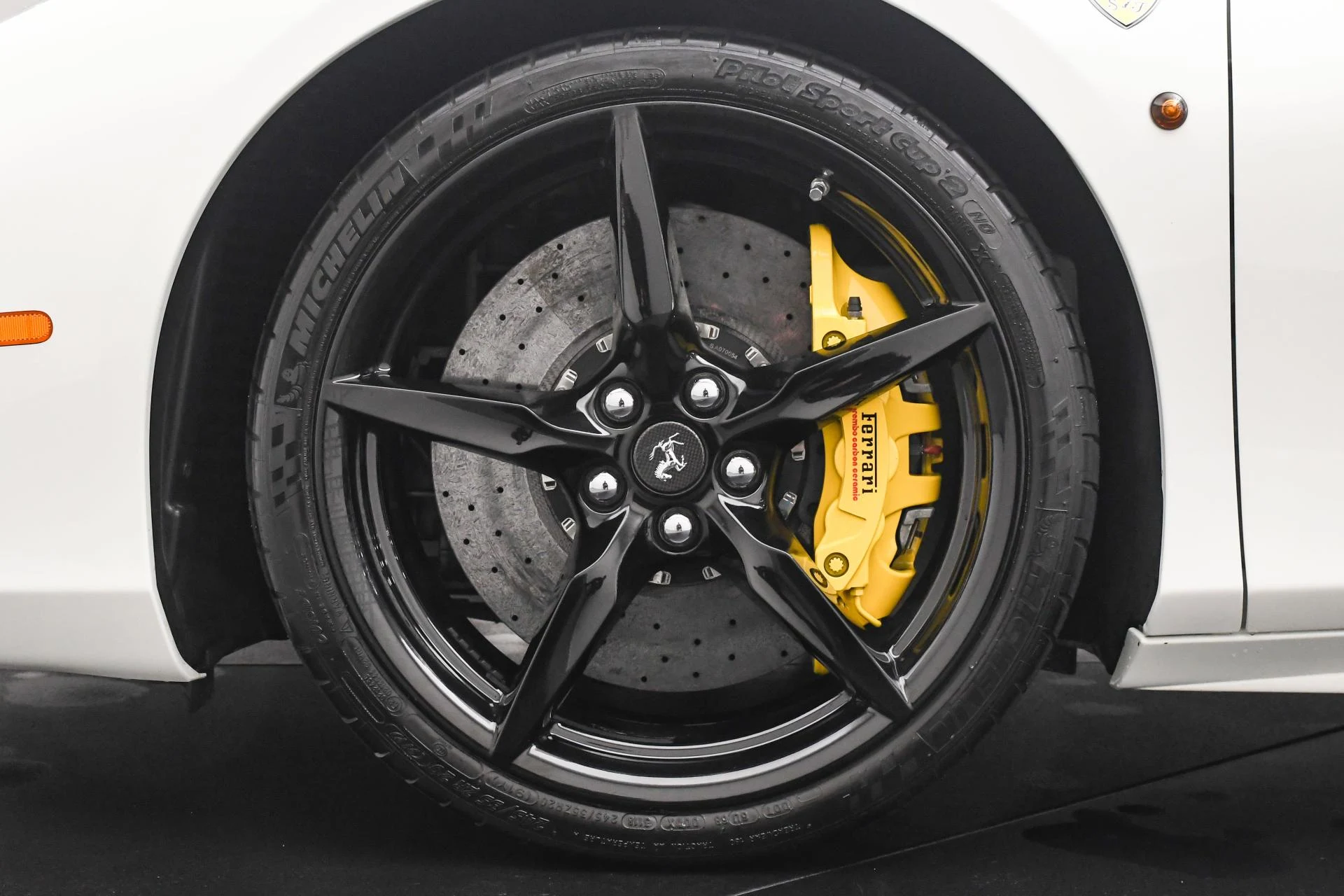 mph031_1654455546_Used_2016_Ferrari_488_Spider_1750234918_be738ea2ec