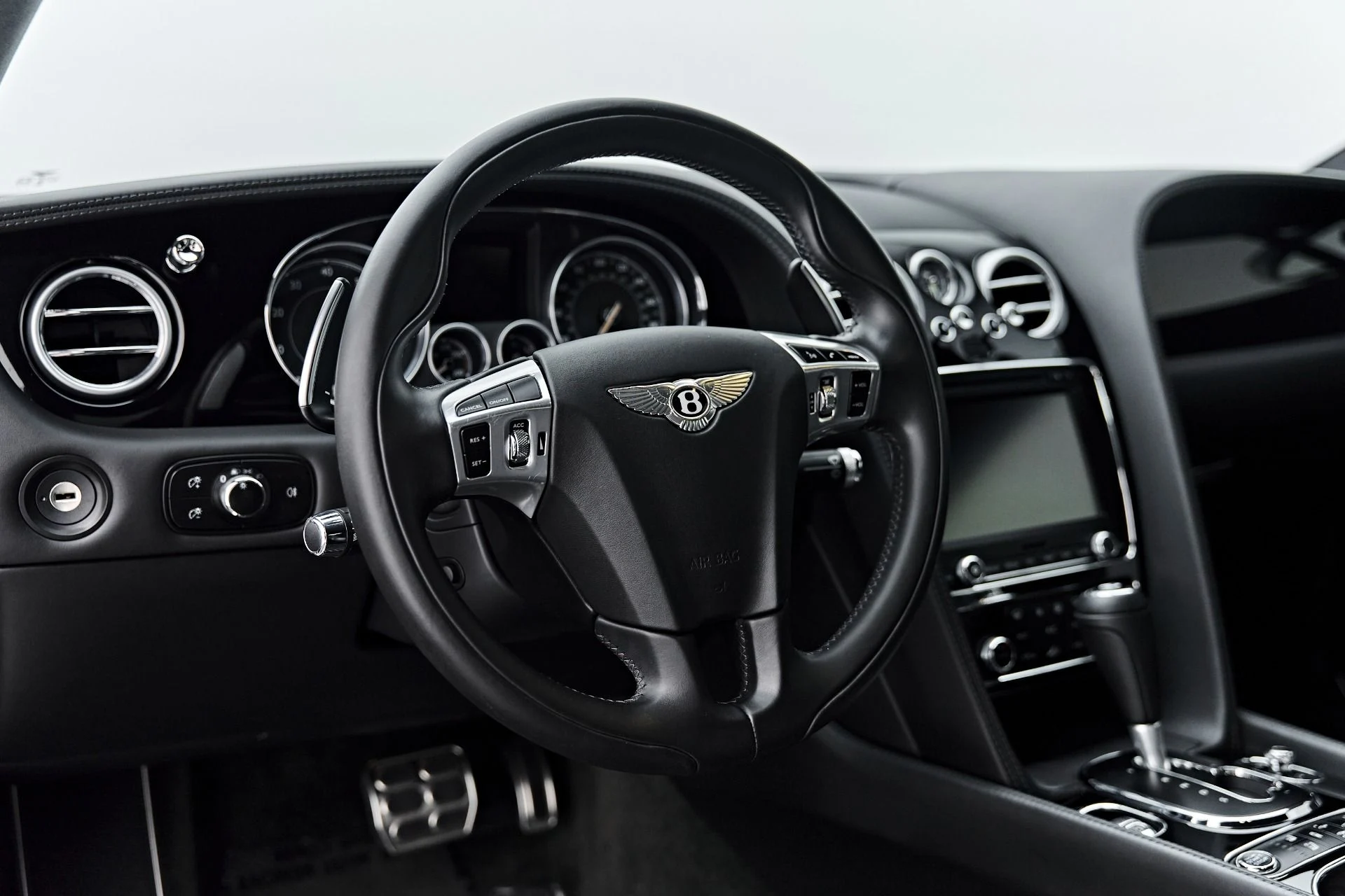 mph031_166320574_Used_2017_Bentley_Continental_GT_V8_1790208342_200a676658