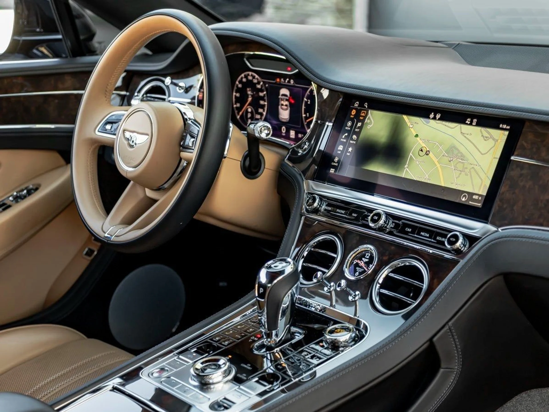 mph031_167352925_32_c3d540b8ca