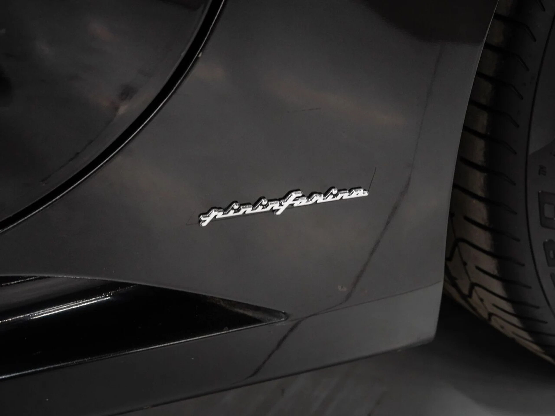 mph031_1691733002_ferrari_california_2011_08420465a2