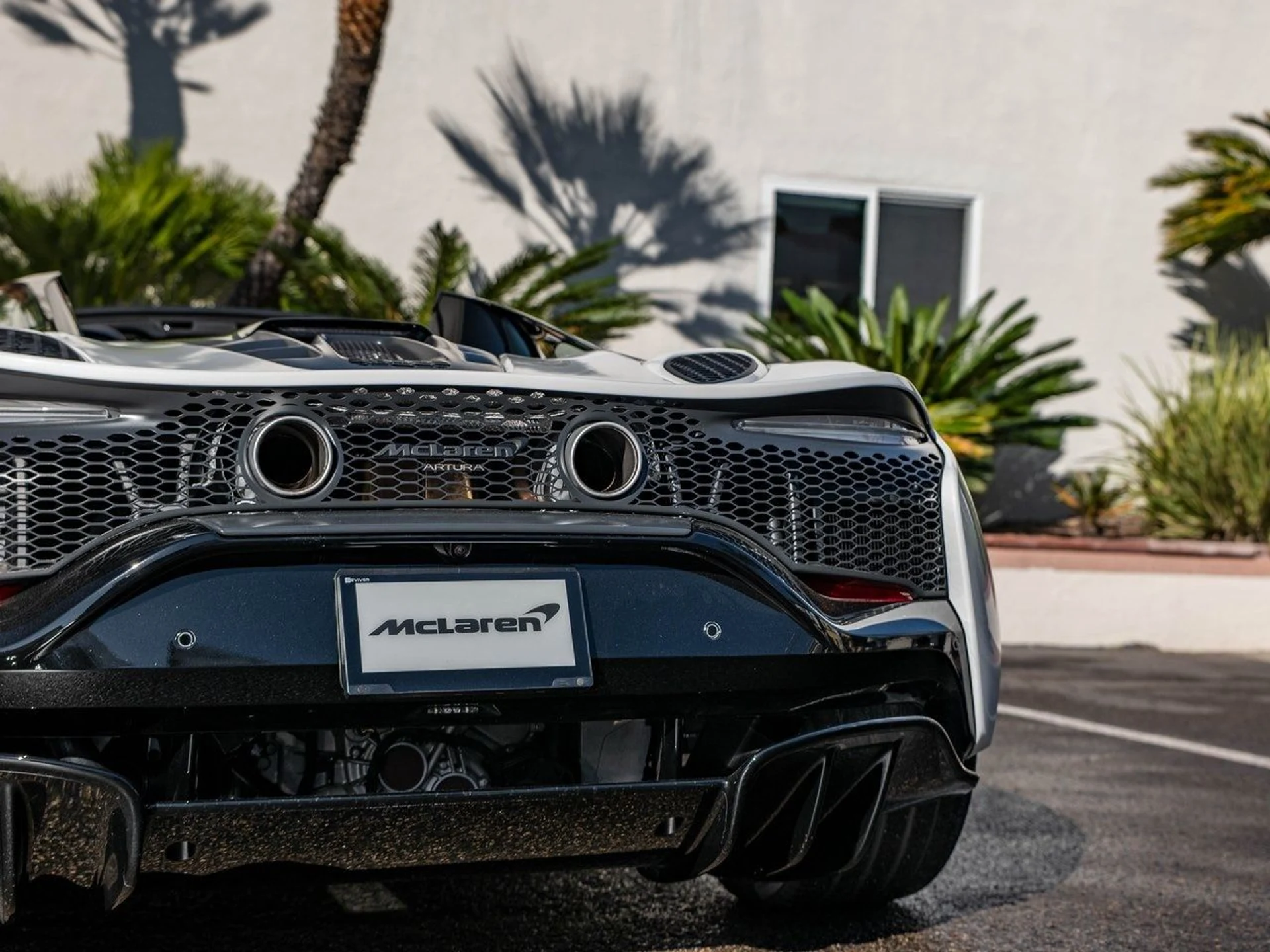 mph031_170419206_4108b936a86b2d7cac97fcdcd4a01dd4x_eaf93ef3a6