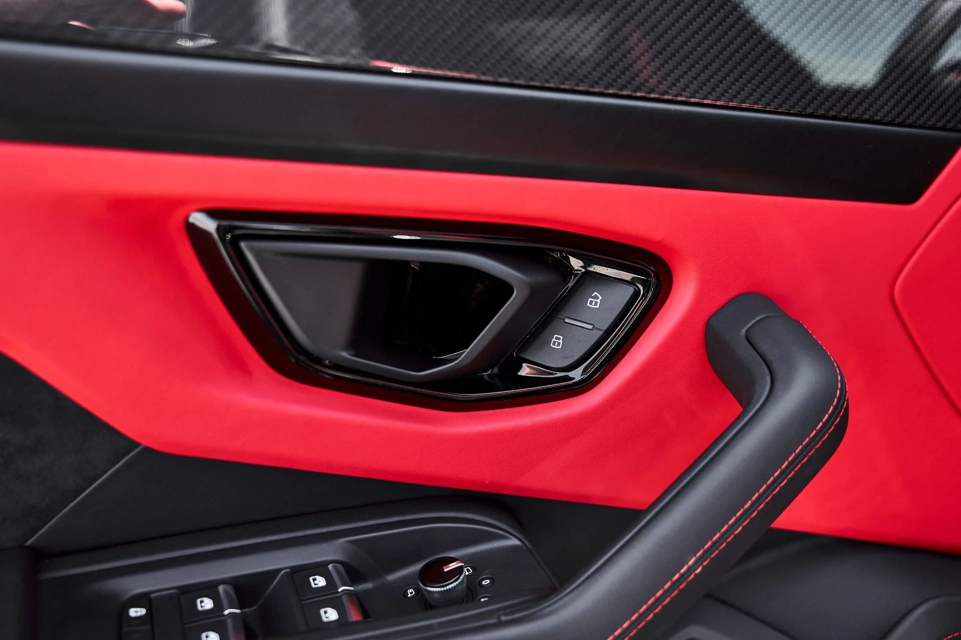 mph031_1706199887_Used_2023_Lamborghini_Urus_S_1781228800_f8e4cd733f