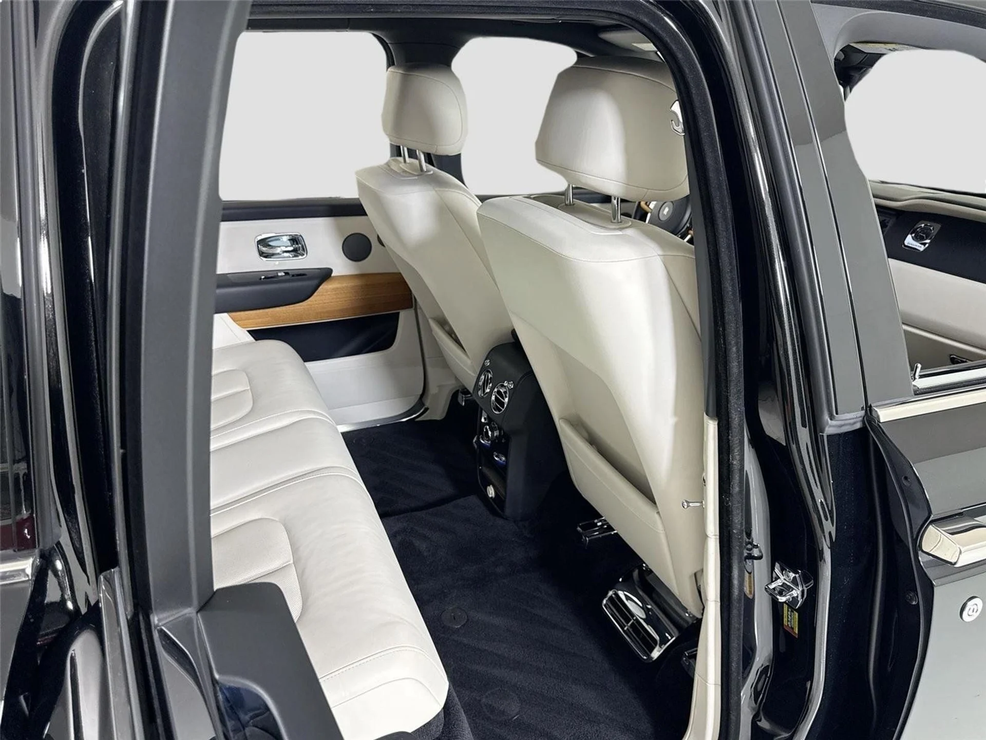 mph031_1724222135_f89dec942cca4cf0d68be1e090cbba36_6a6718514f