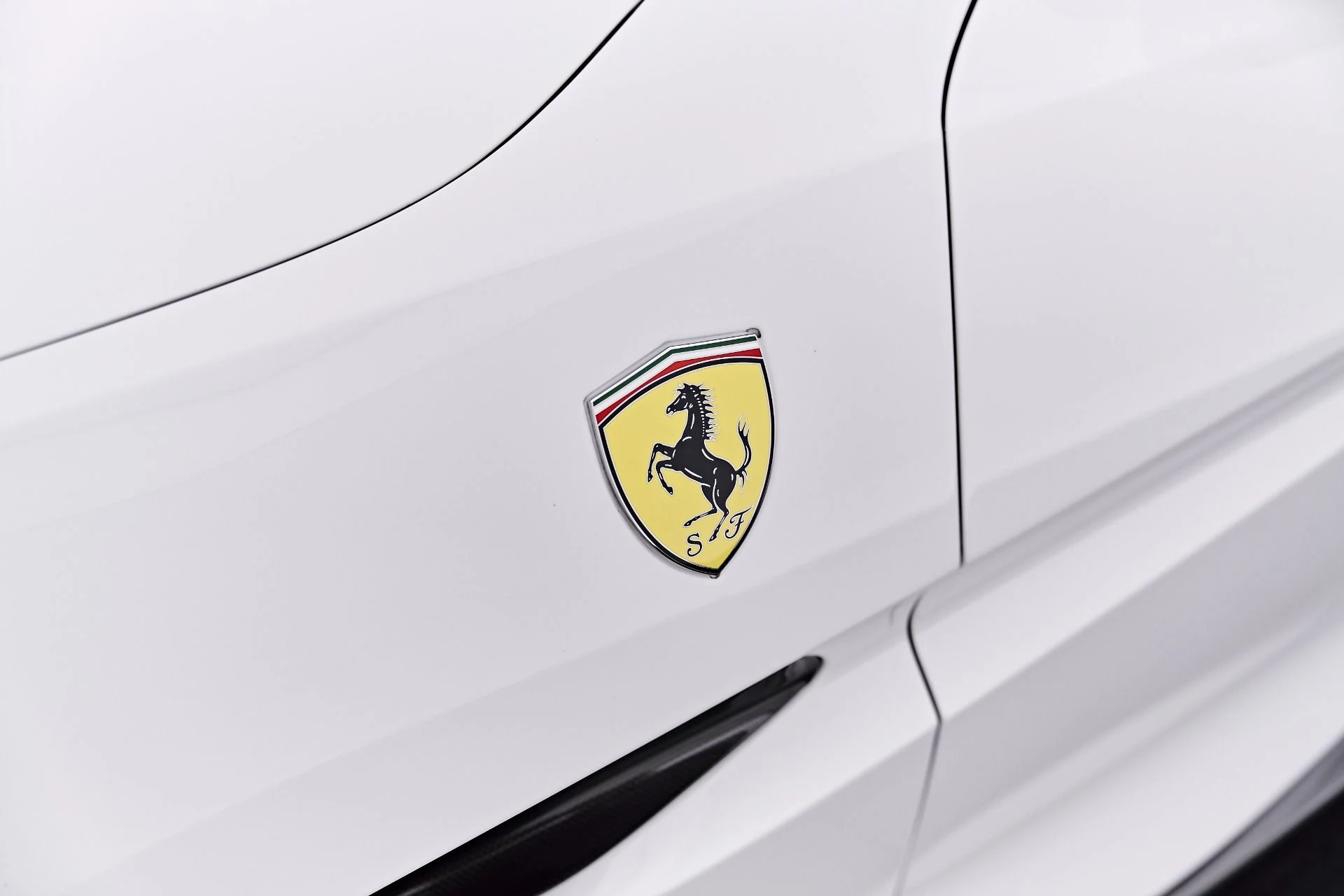 mph031_1726152268_Used_2022_Ferrari_Portofino_M_Base_1785971828_c717a676ad