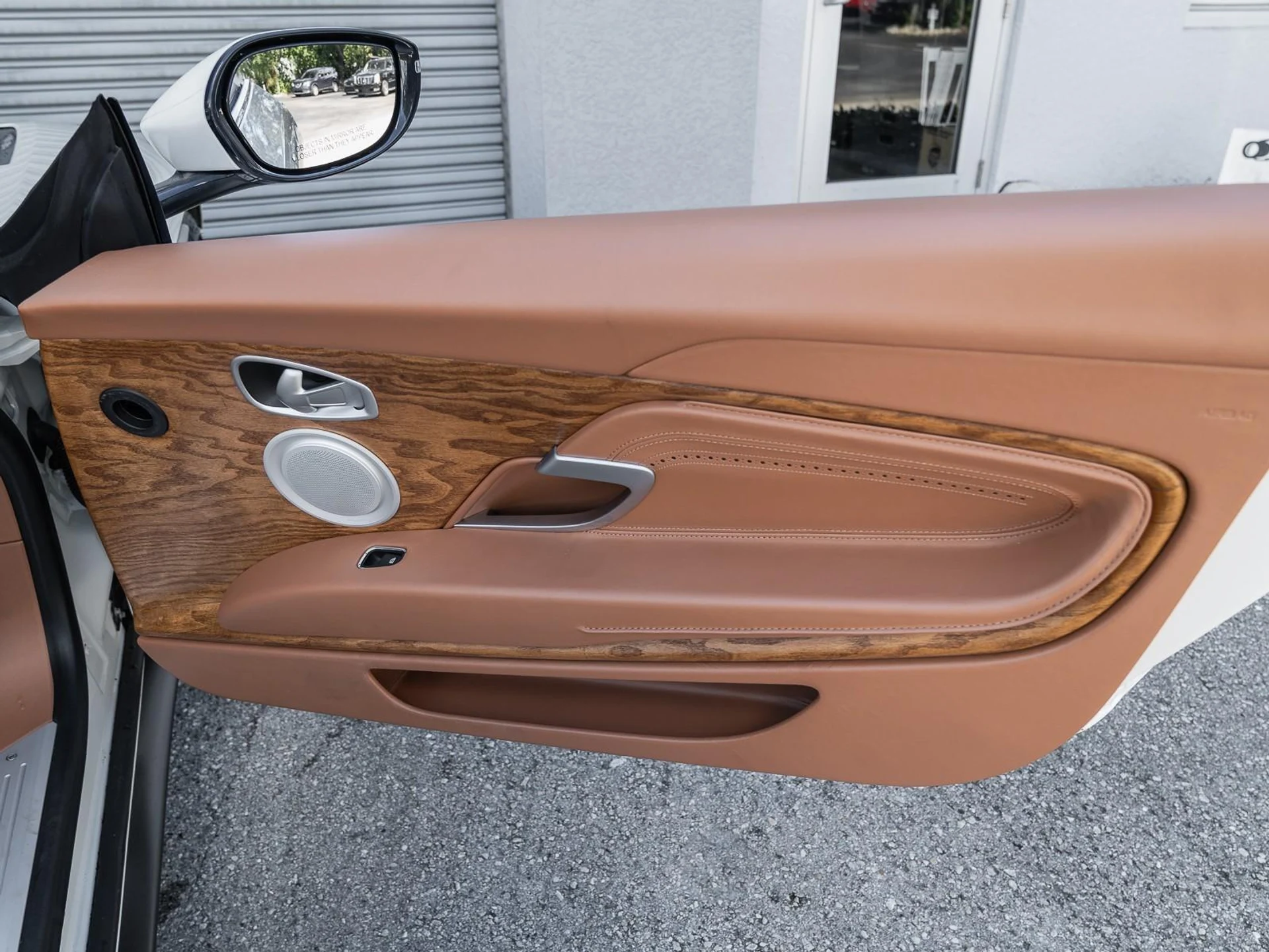 mph031_172948166_Used_2019_Aston_Martin_DB_11_1760731549_14d1dbabbf