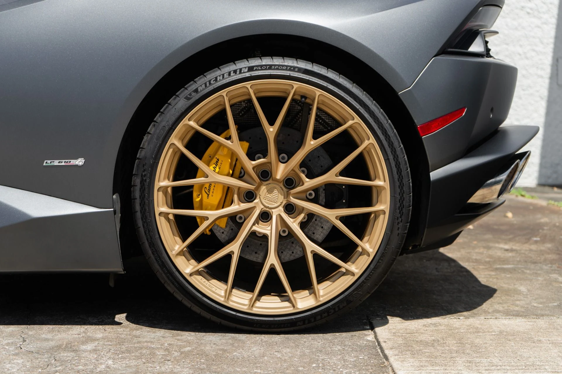 mph031_1733044809_Used_2015_Lamborghini_Huracan_LP_610_4_1779833473_9128efb7fa