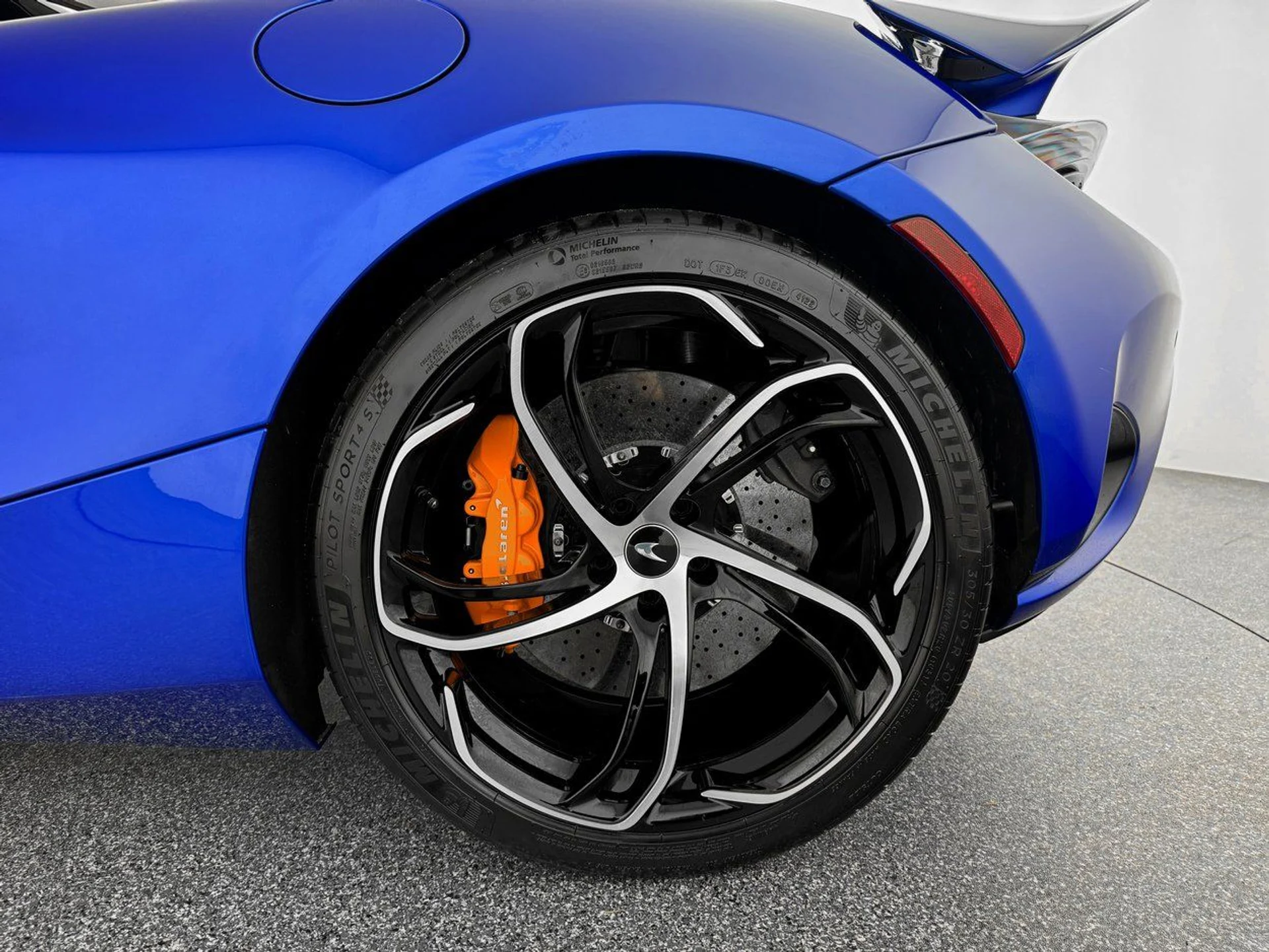 mph031_1735432888_98fa779bd65638dee9b07e4c506fbca6x_c1d687fae9