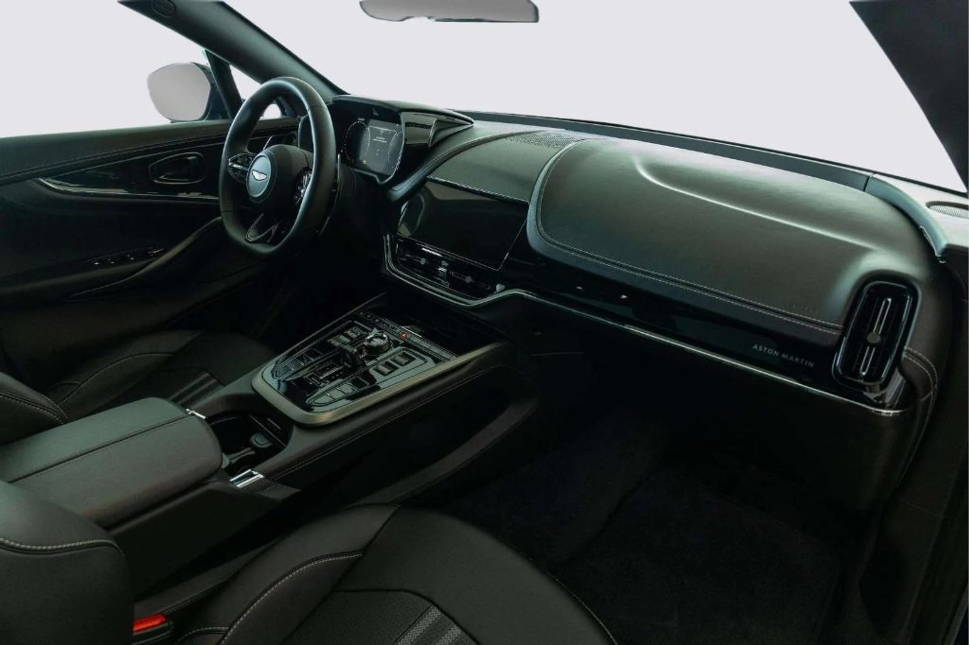 mph031_175031689_A2cim_Ra_LYD_Wi_W1c_LM_m49kamm_PU_8c4b1fde46