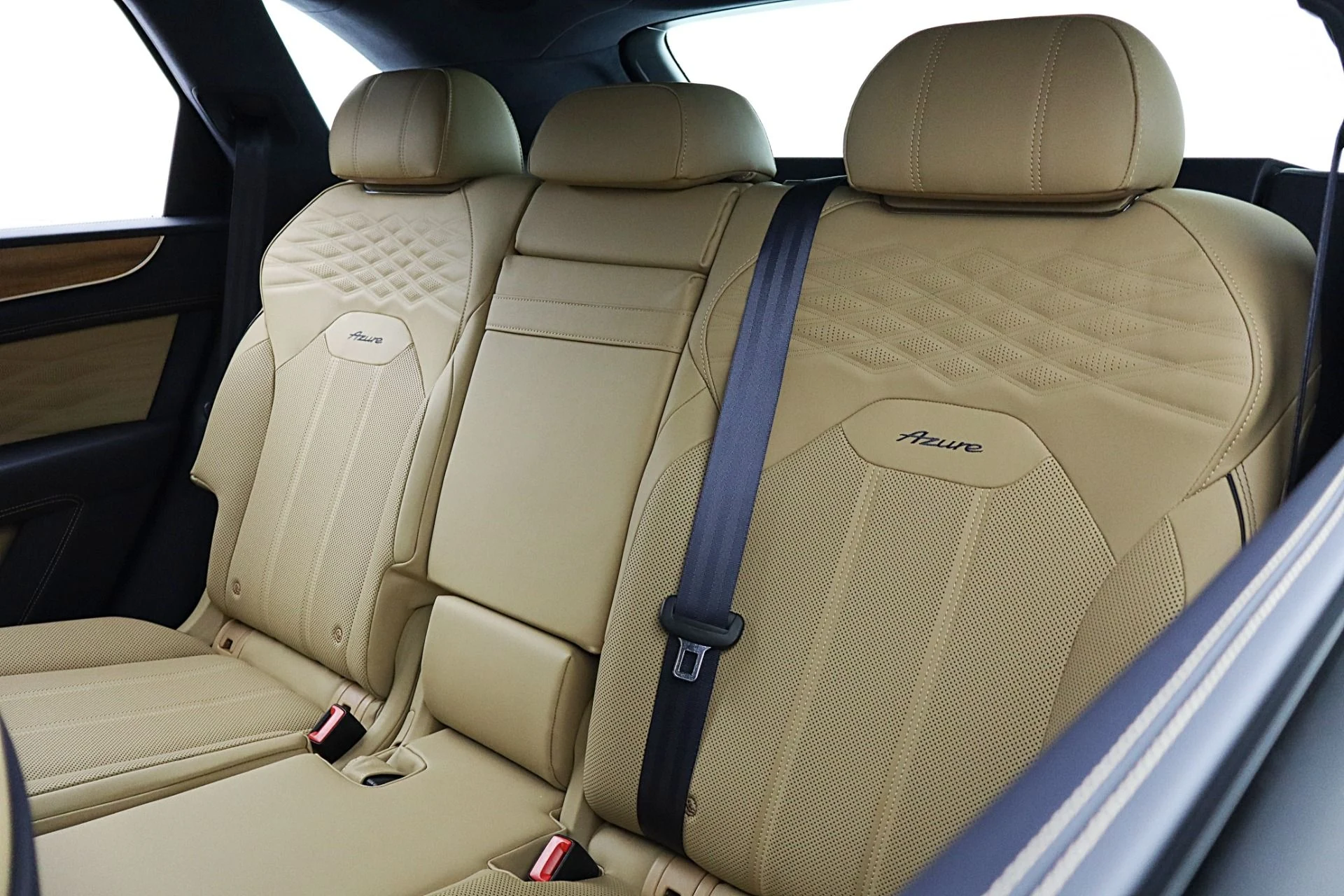 mph031_1769902460_Used_2025_Bentley_Bentayga_Azure_V8_LEASE_OPTIONS_AVAILABLE_caa042726d