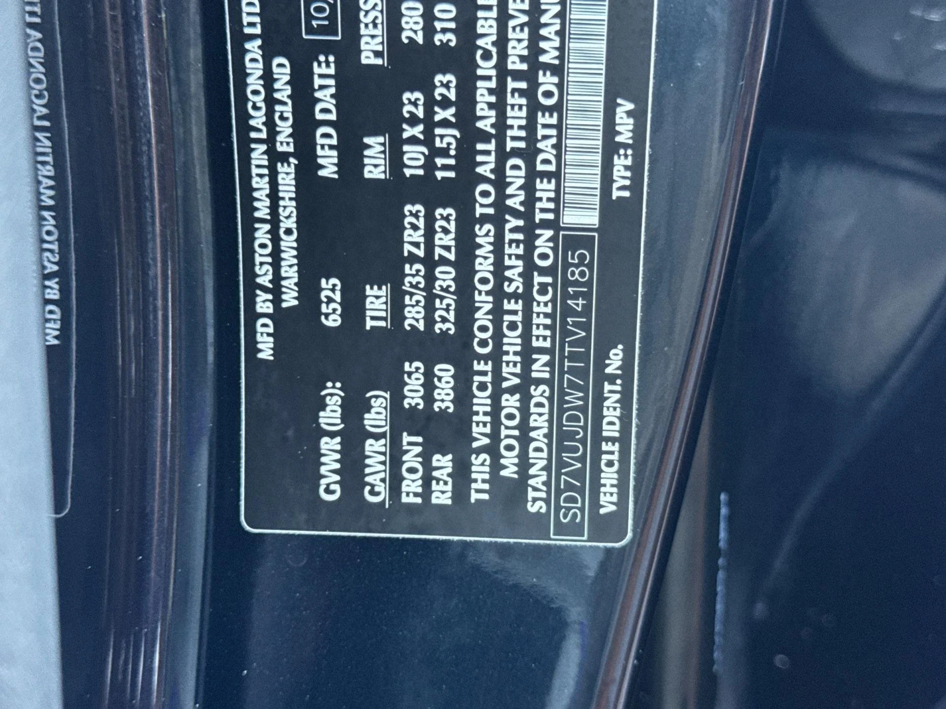 mph031_1783151837_New_2026_Aston_Martin_DBX_707_1767971563_26ba708438