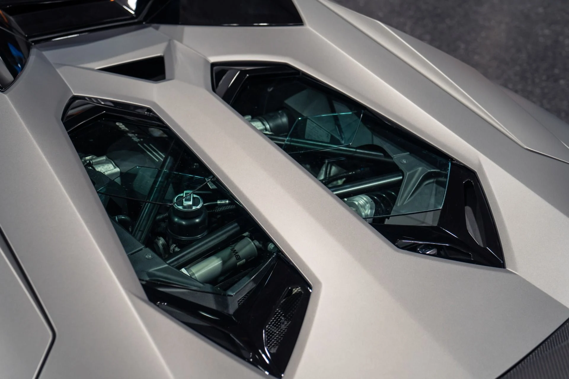 mph031_1788530371_Used_2019_Lamborghini_Aventador_LP_740_4_S_Factory_Matte_Grigio_Titans_1788907701_60f91562b0