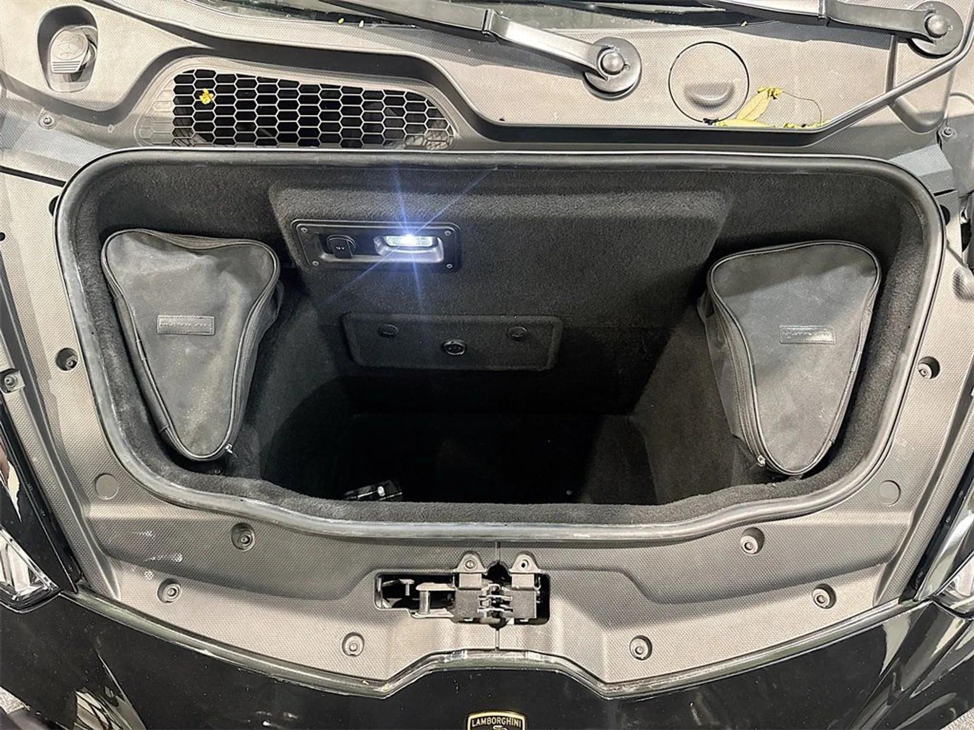 mph031_1788893320_66b76f8a5488b839eb2a03822adc767d_f77e0602f9