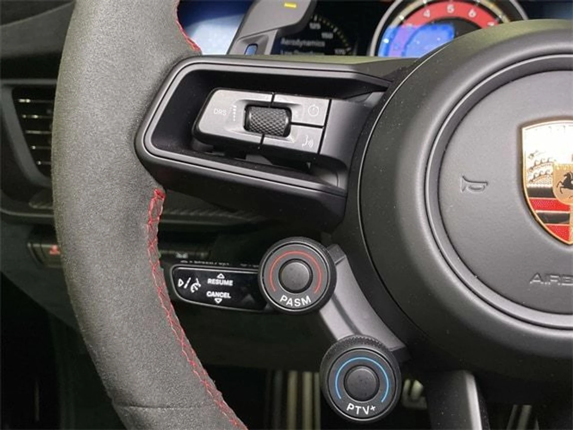 mph031_179381186_d5ef6a652d8fad5c5f4fb53eab2bd4c8x_fbda65fa40