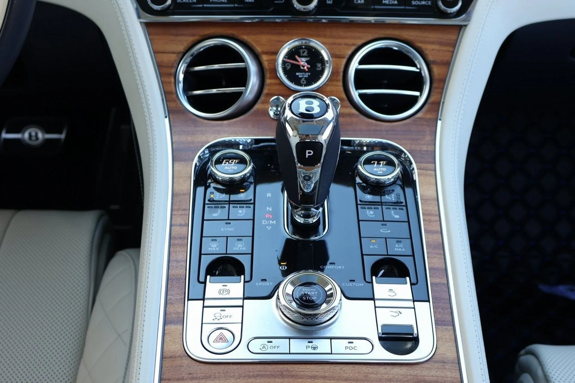 mph031_1796907906_32_af9ce37098