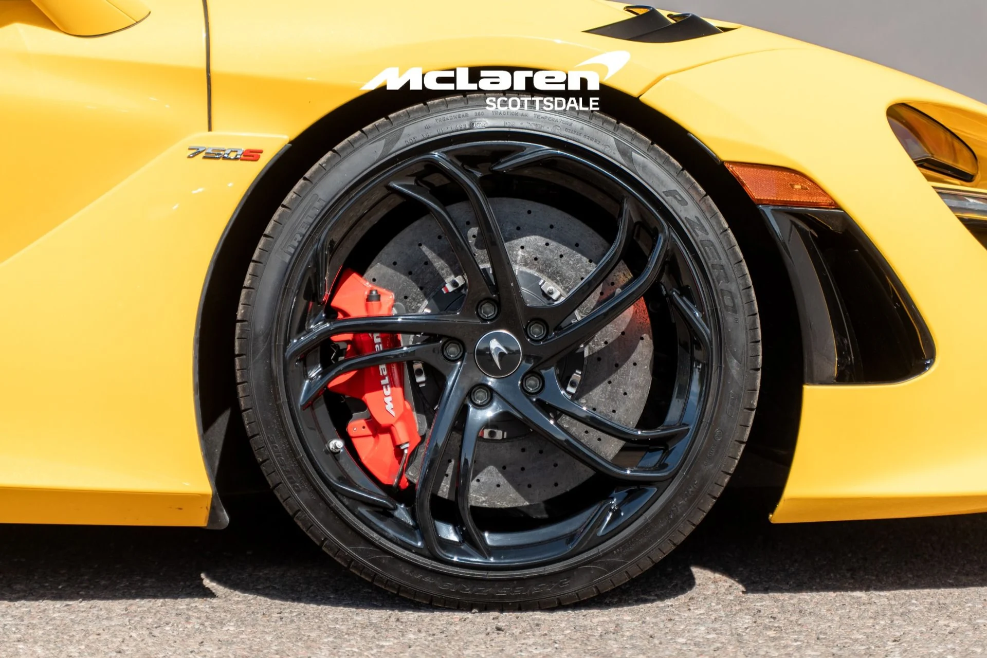 mph031_1799695657_Used_2024_MCLAREN_750_S_1777648501_6f2c7e797b