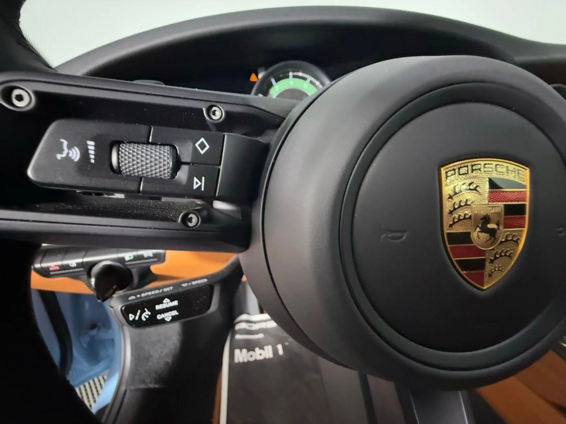 mph031_1802614907_NNOLBZ_lue_Qd2_UQRZJ_Vy_By_Fv_VU_468cca6b75