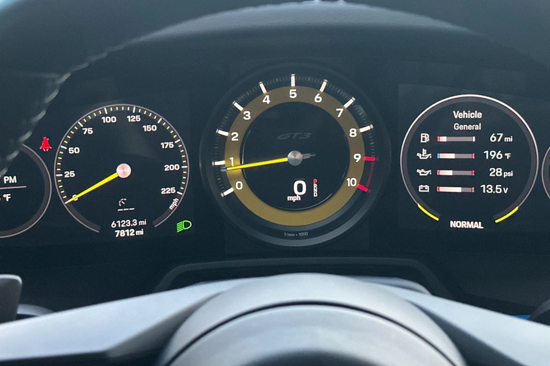 mph031_1804767489_f0b23cd3320677f8460e4b624fa62481_871d59cf39