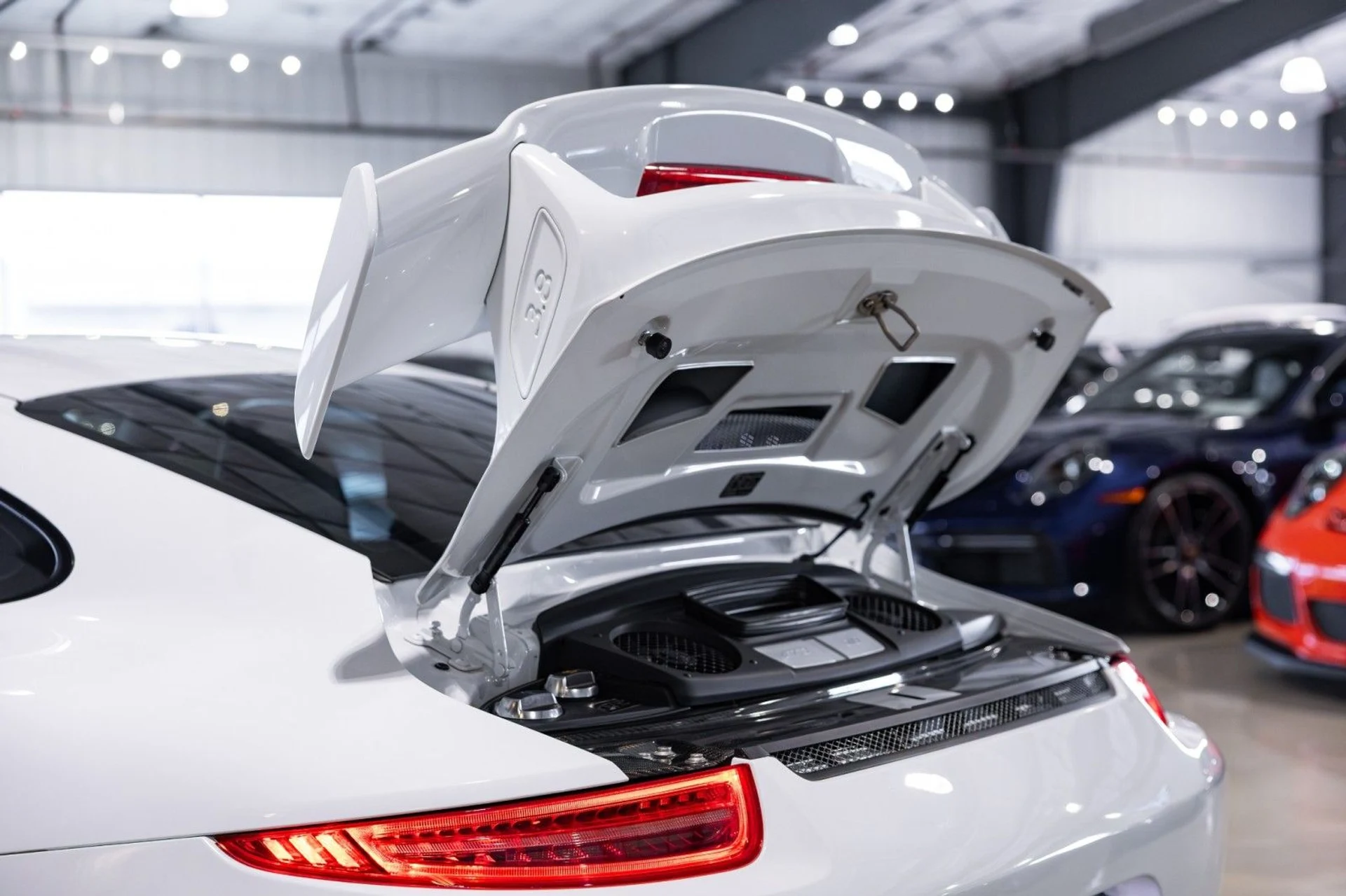 mph031_180636124_j_Q_77cc08854f