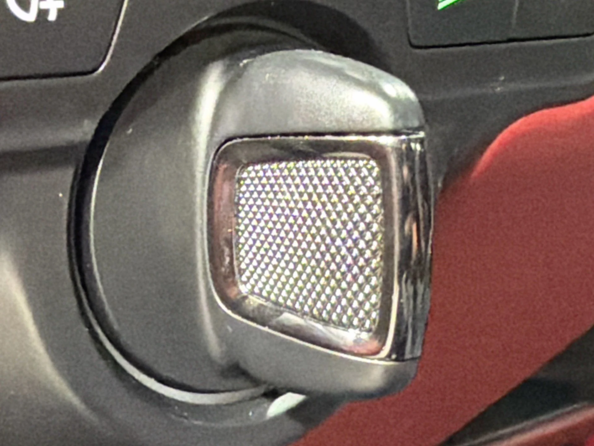 mph031_1807110016_e8b2849461e685c7f05d045b66e256e3_32542ffa10