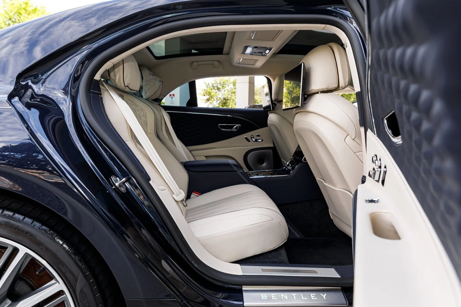 mph031_1808420111_73249998379548b2d18dd8d30d55f79fx_08979731b5