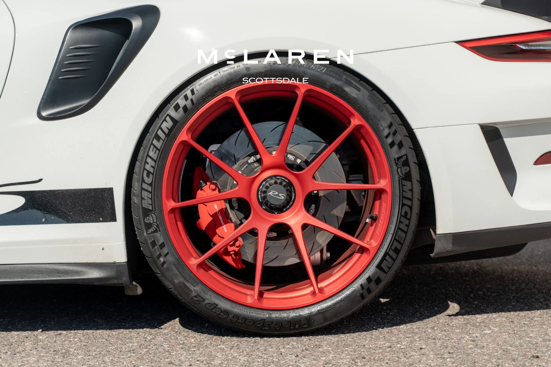 mph031_1808524068_Used_2019_PORSCHE_911_GT_3_RS_1791841208_6e823e837d