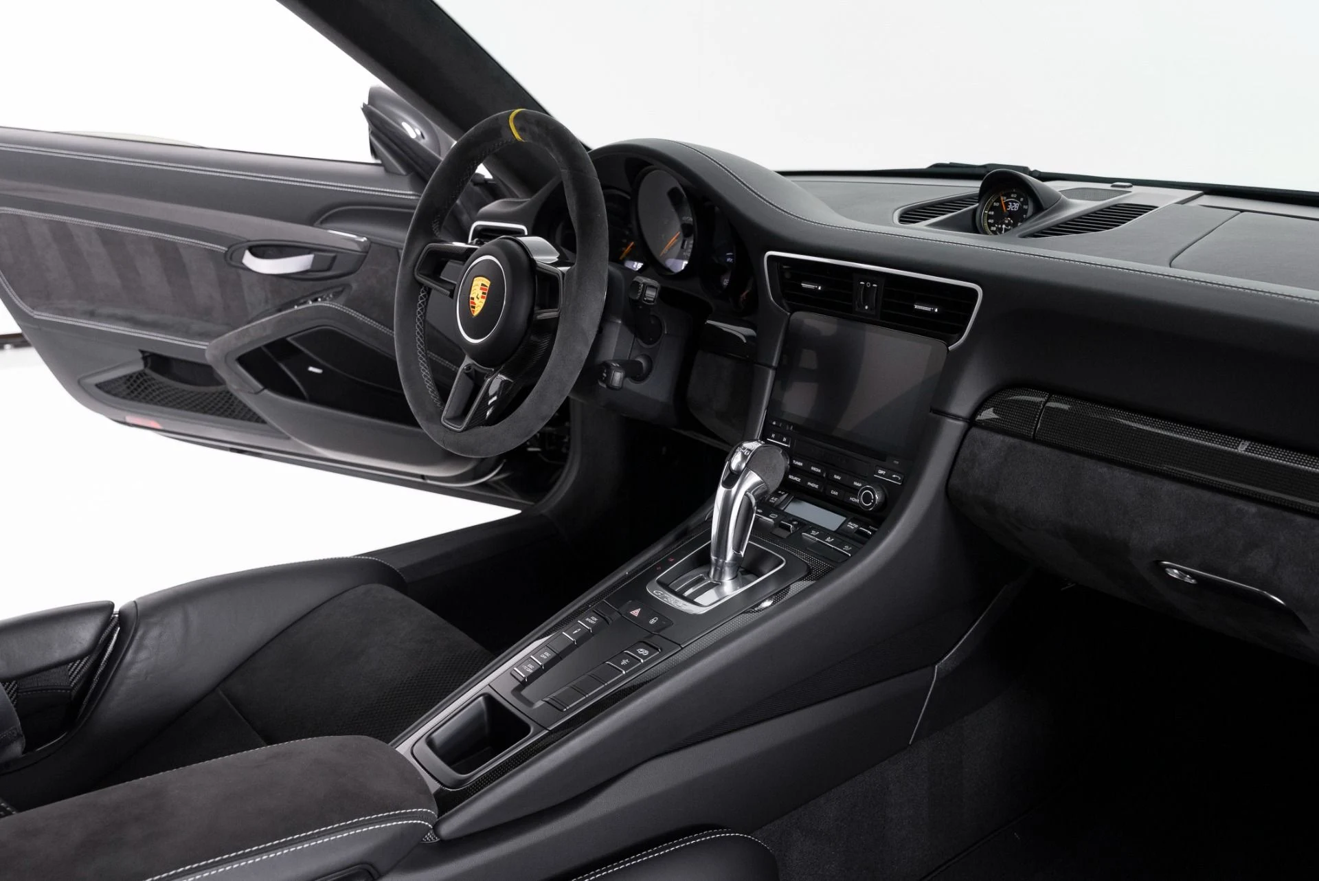 mph031_1818484470_Used_2019_Porsche_911_GT_3_RS_1753749490_d245420a96