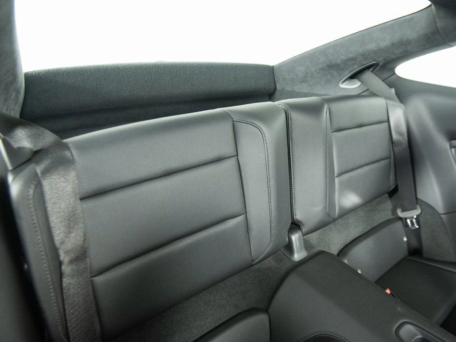 mph031_182801021_MK_7k_Z_Miumo8_WW_Jx_Ytf_O85_Letr8_38851a57ca