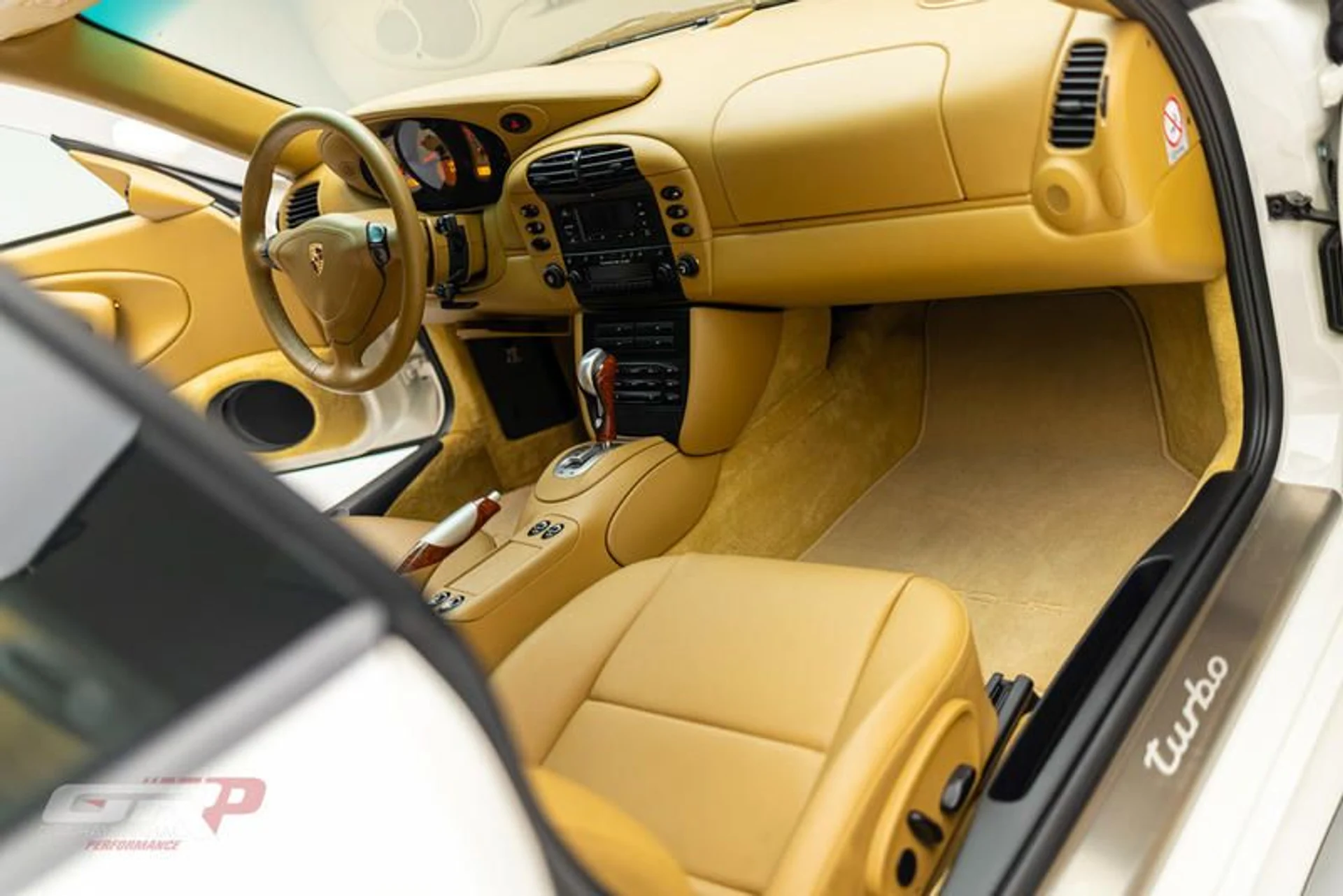 mph031_1834718519_E0_A421_E8_0_F62_413_B_983_F_60529_F71_CAD_5_0d833cdad6