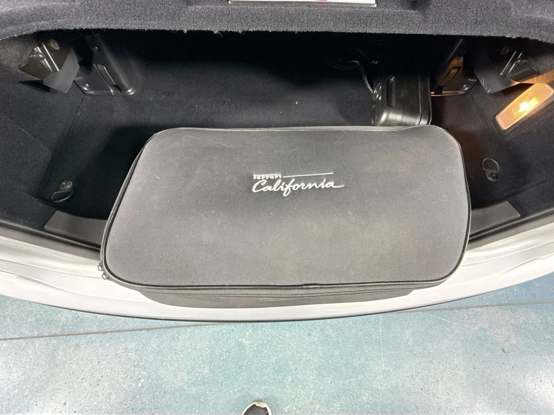 mph031_1845295848_Used_2015_Ferrari_California_T_1782334343_f7b9558151