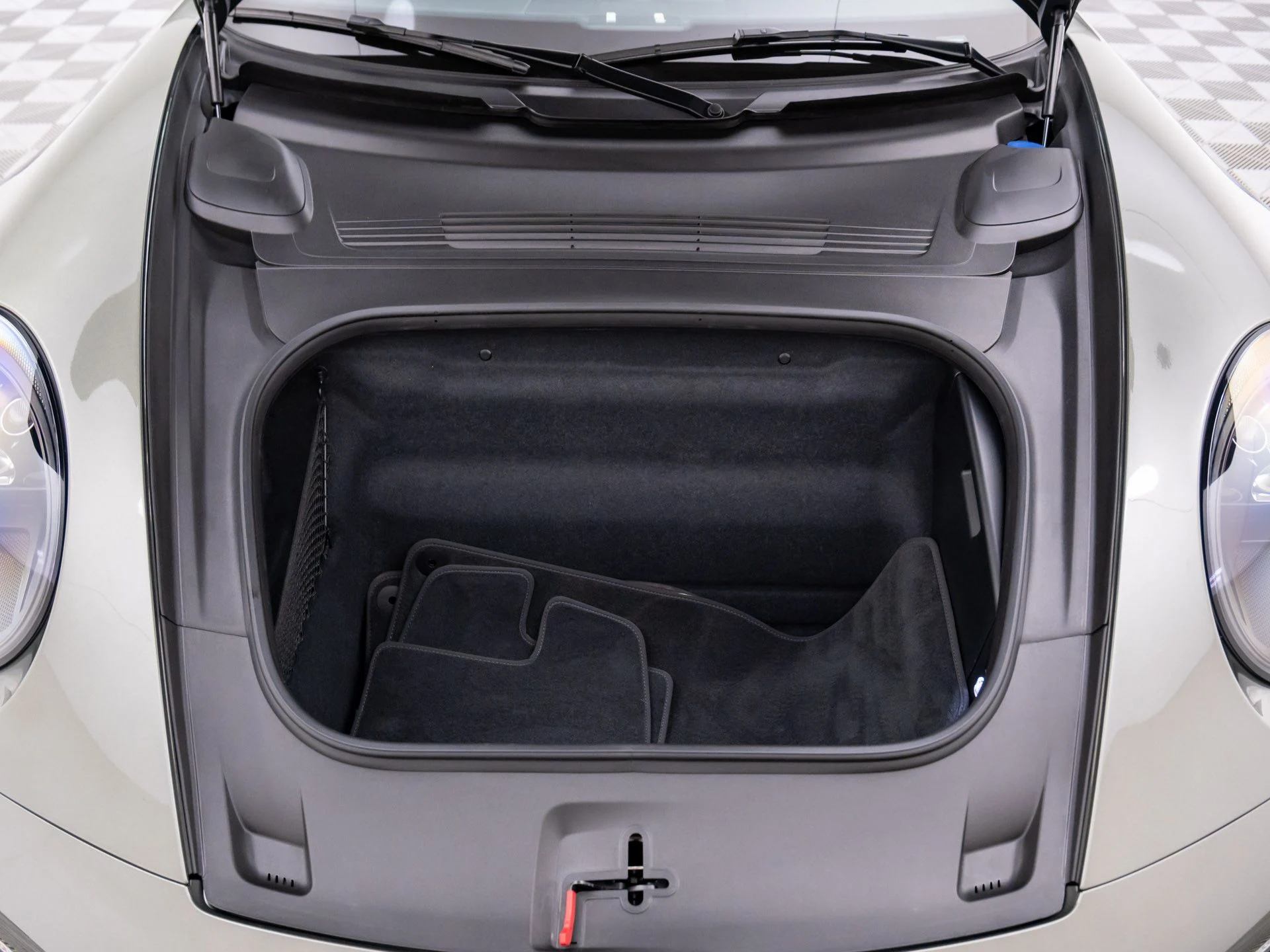 mph031_1847490290_1880f87f10125a0daa50c36a6e029230x_4ea3dfb6ca