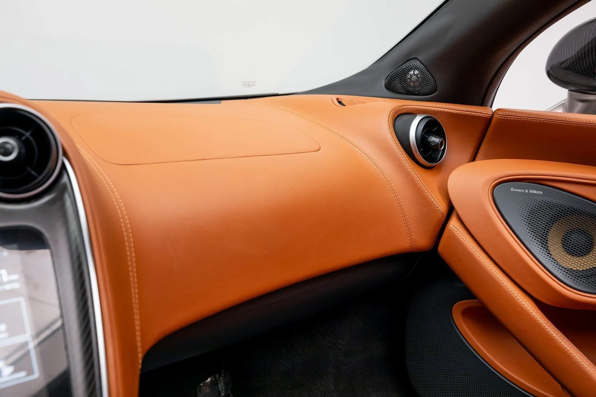 mph031_1848061259_32_e85c62844f