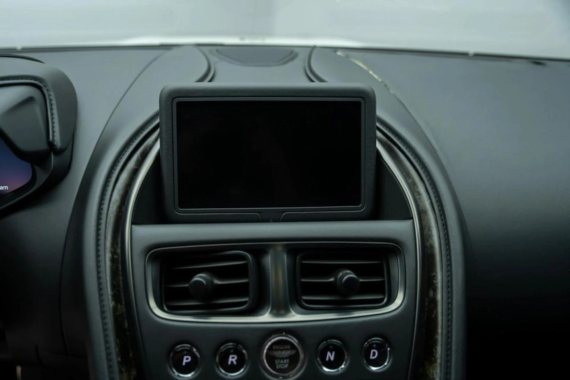 mph031_1853411745_a77268a6c5d612526f1fa293235f2062_92bc683943