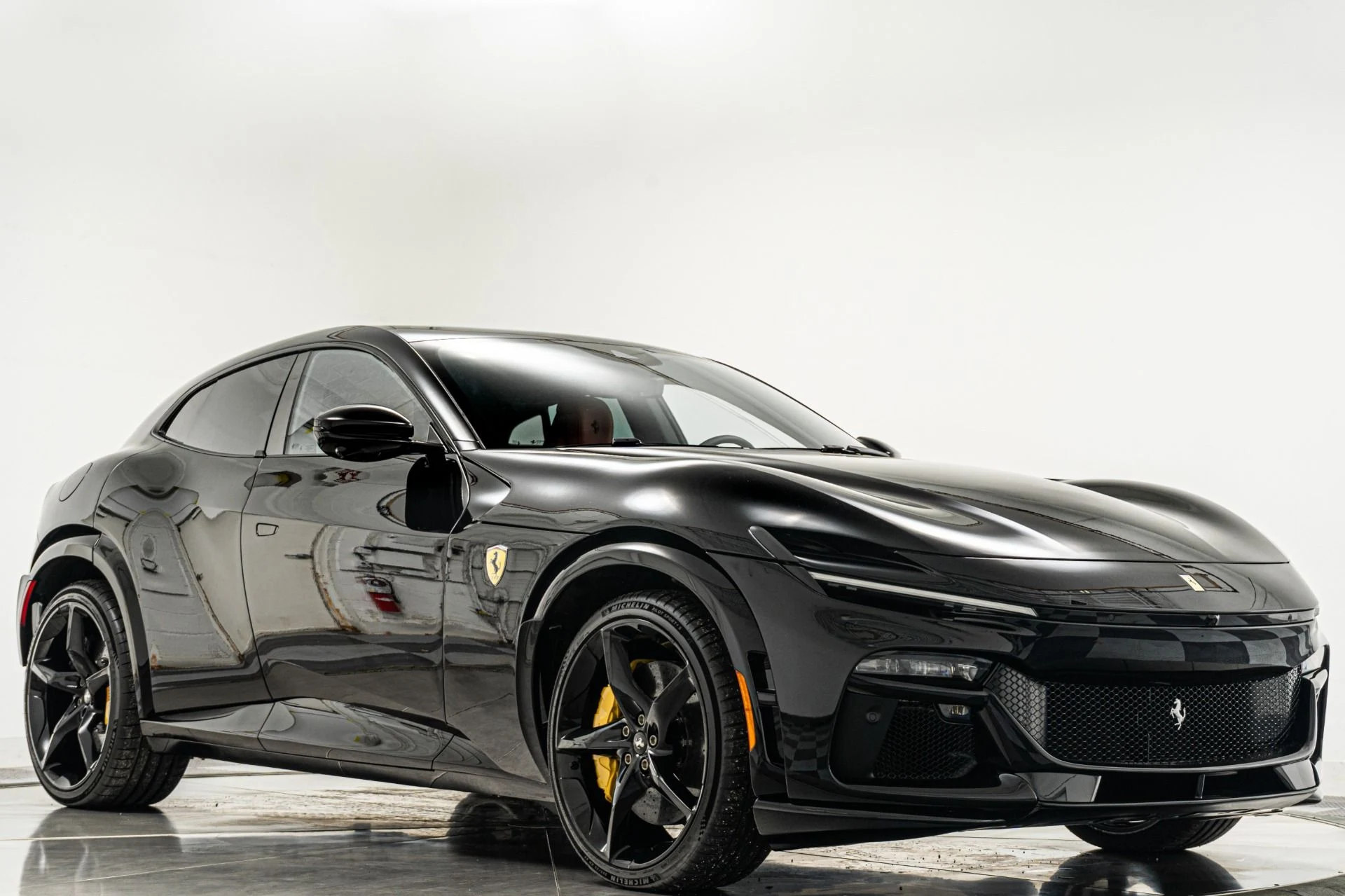 mph031_1855424350_Used_2025_Ferrari_Purosangue_Only_934_Miles_Rosso_Ferrari_Interior_Heated_and_Ventilated_Seats_715_HP_1764629419_69c1684f42