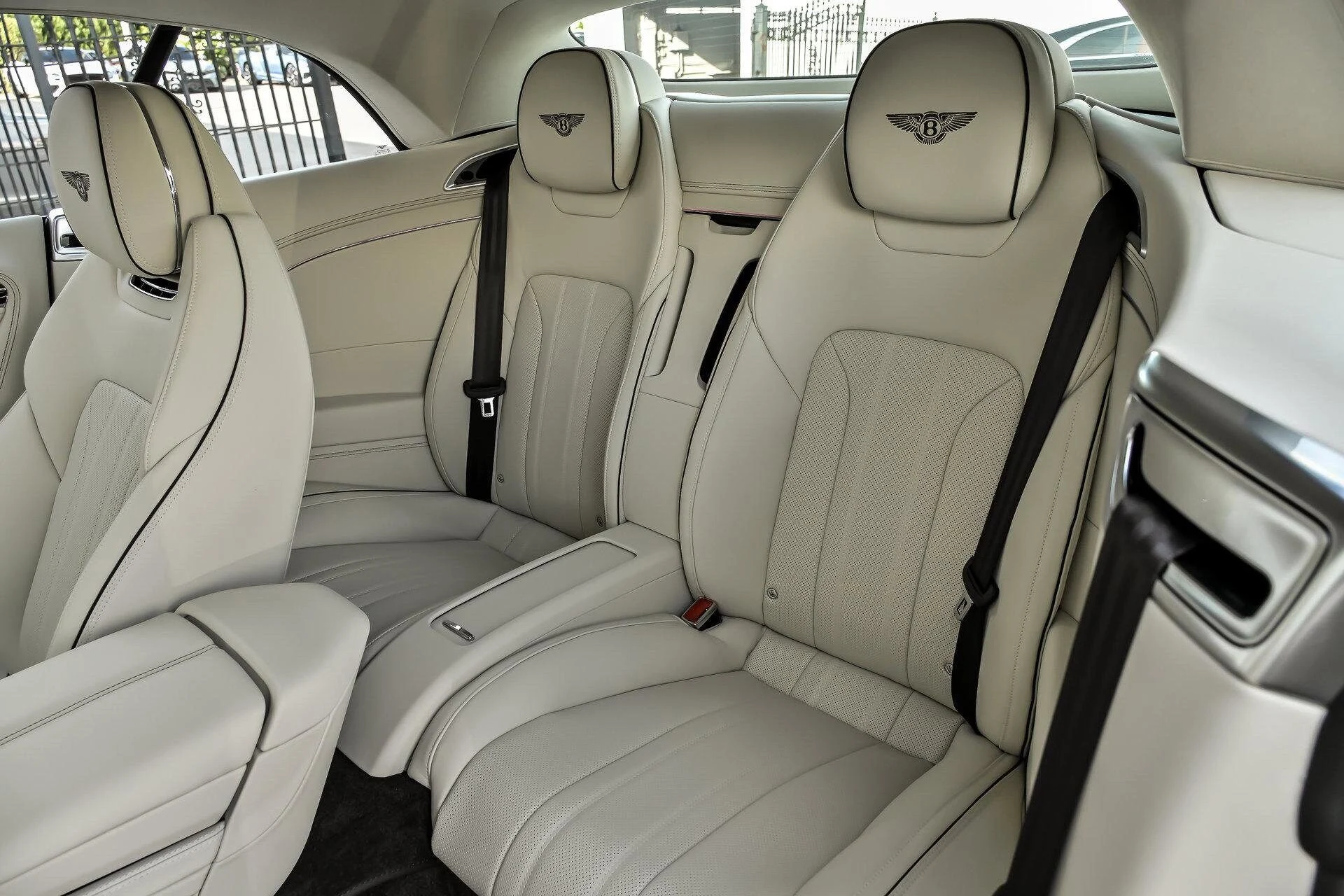 mph031_1864461444_aa20c3211d2f086769f813d7a44b4134x_f79c094ba3