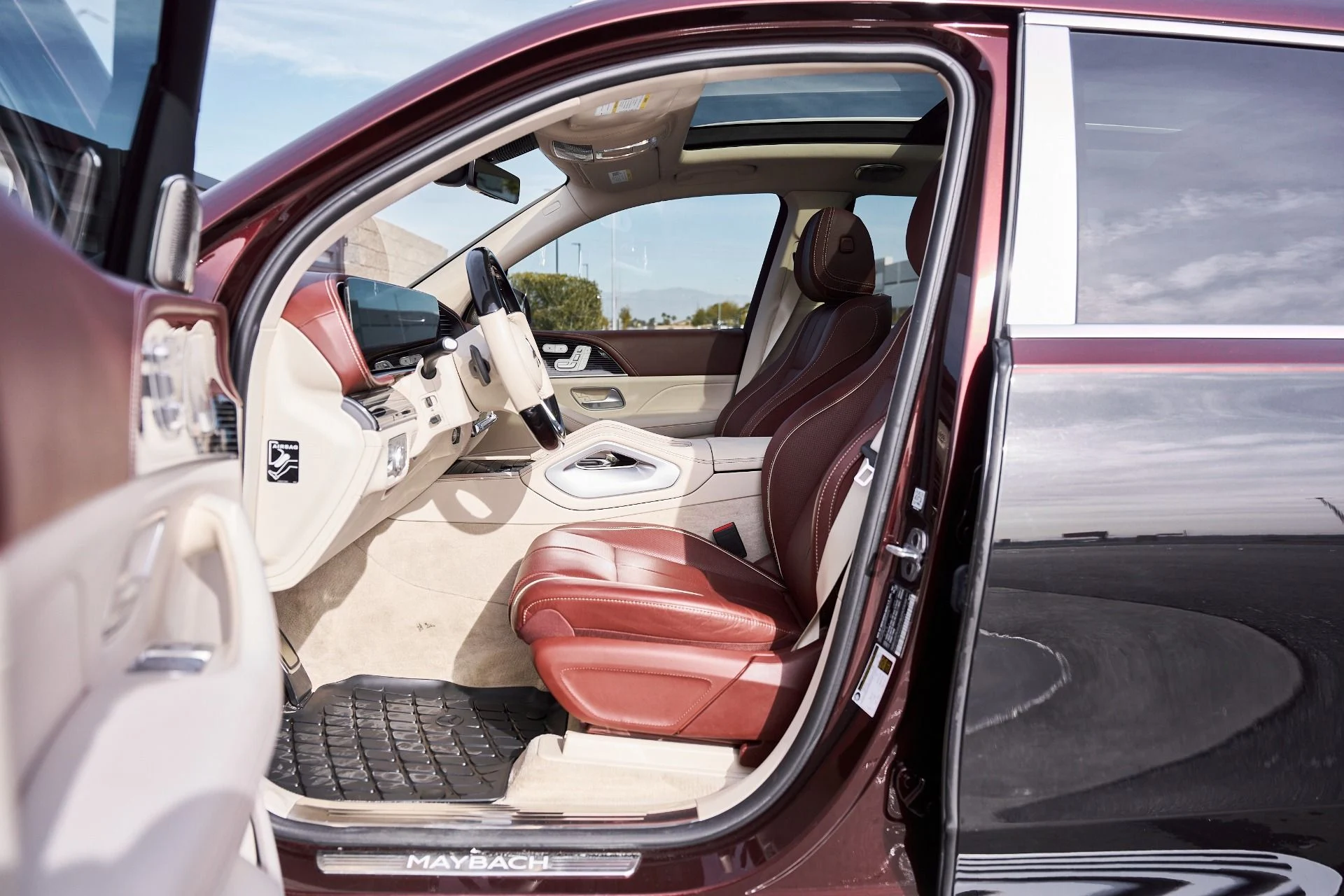 mph031_187327604_Used_2022_Mercedes_Benz_GLS_Maybach_GLS_600_1769655608_0010748007