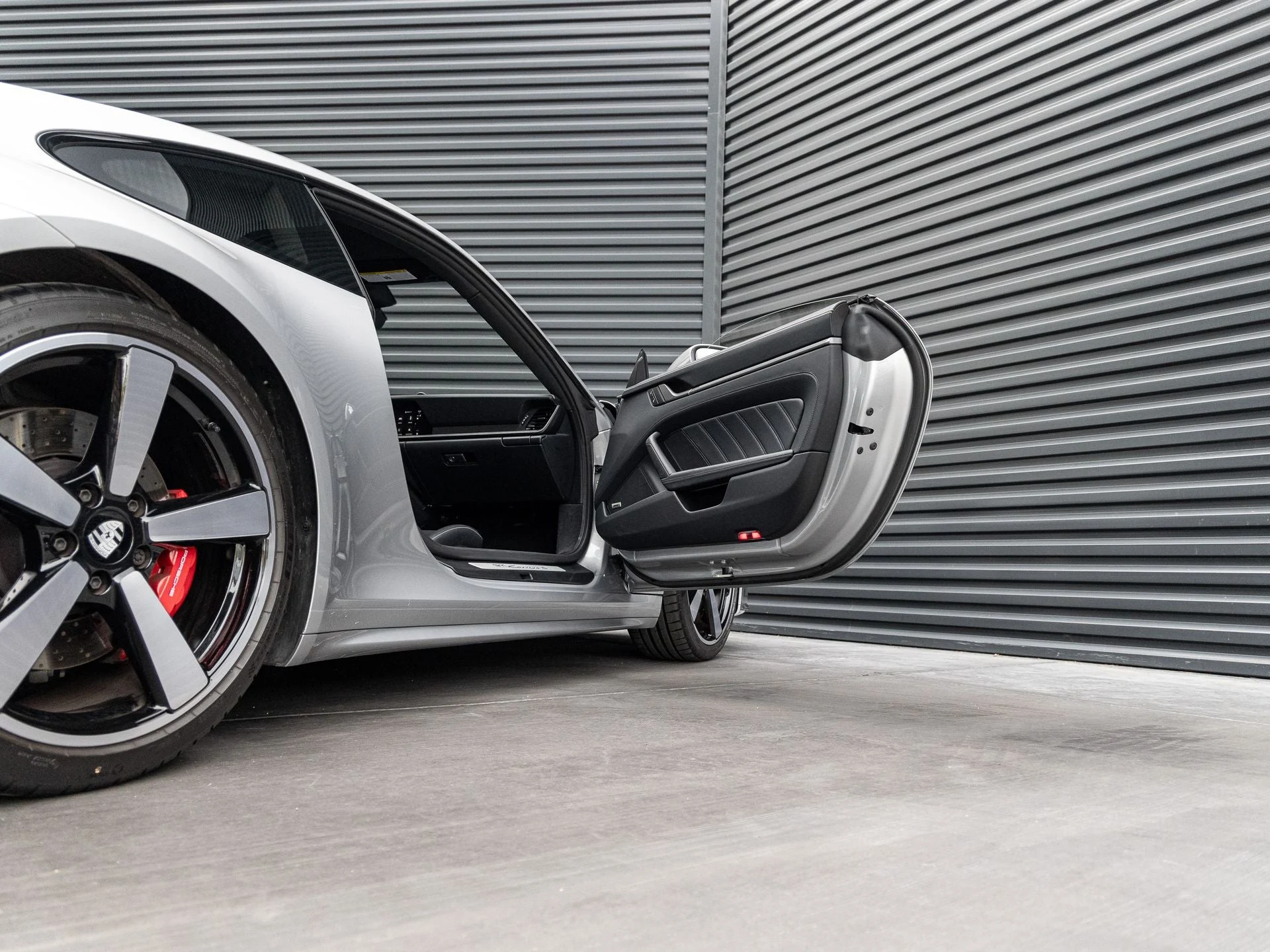 mph031_1880906705_32_748b0ed565